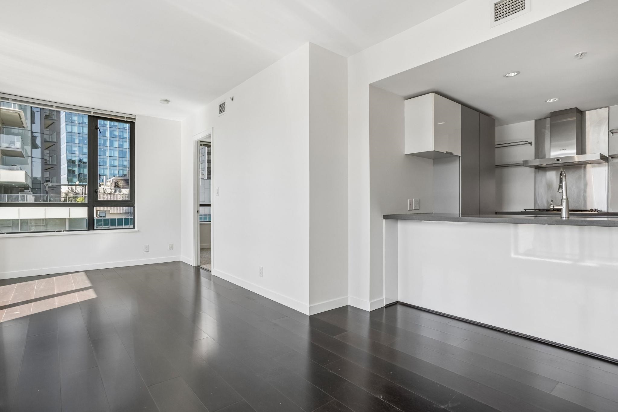 2203 788 RICHARDS STREET Unit: 2203