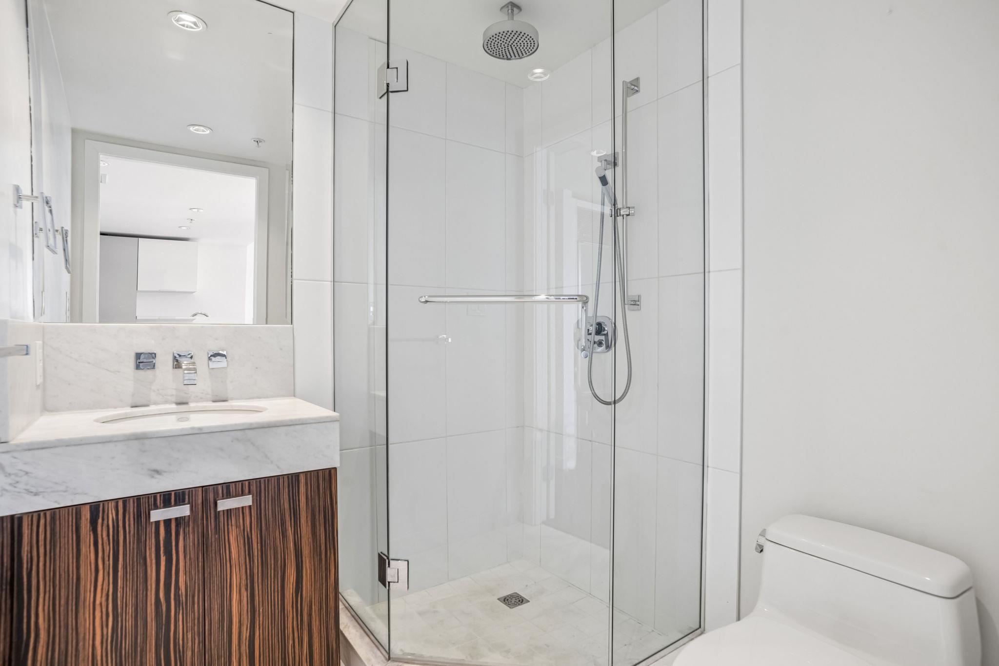 2203 788 RICHARDS STREET Unit: 2203
