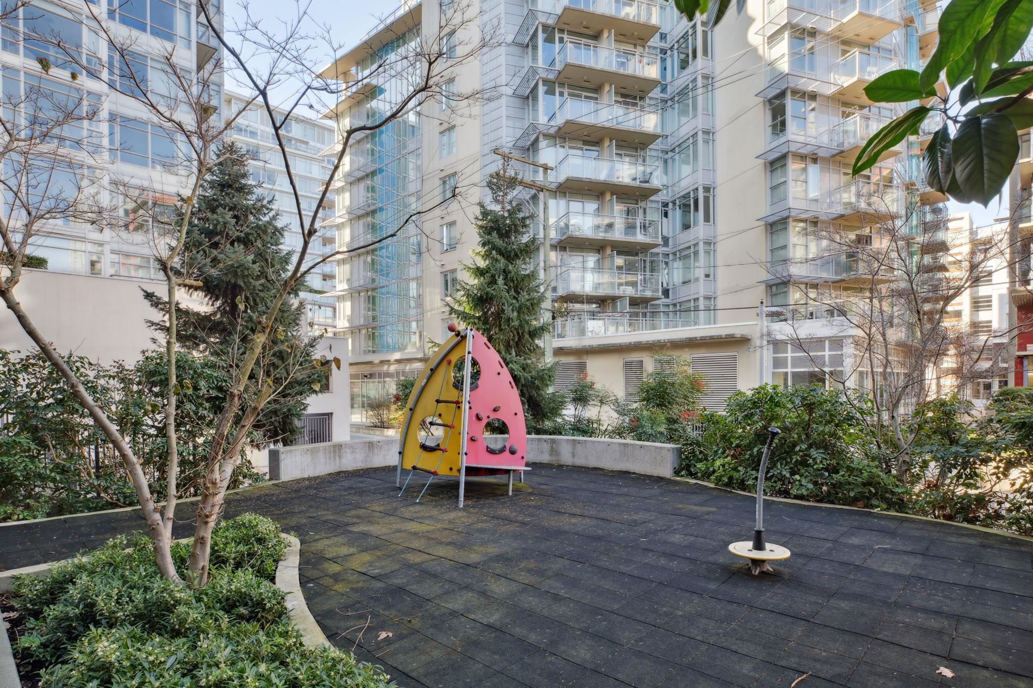503 89 W 2ND AVENUE Unit: 503