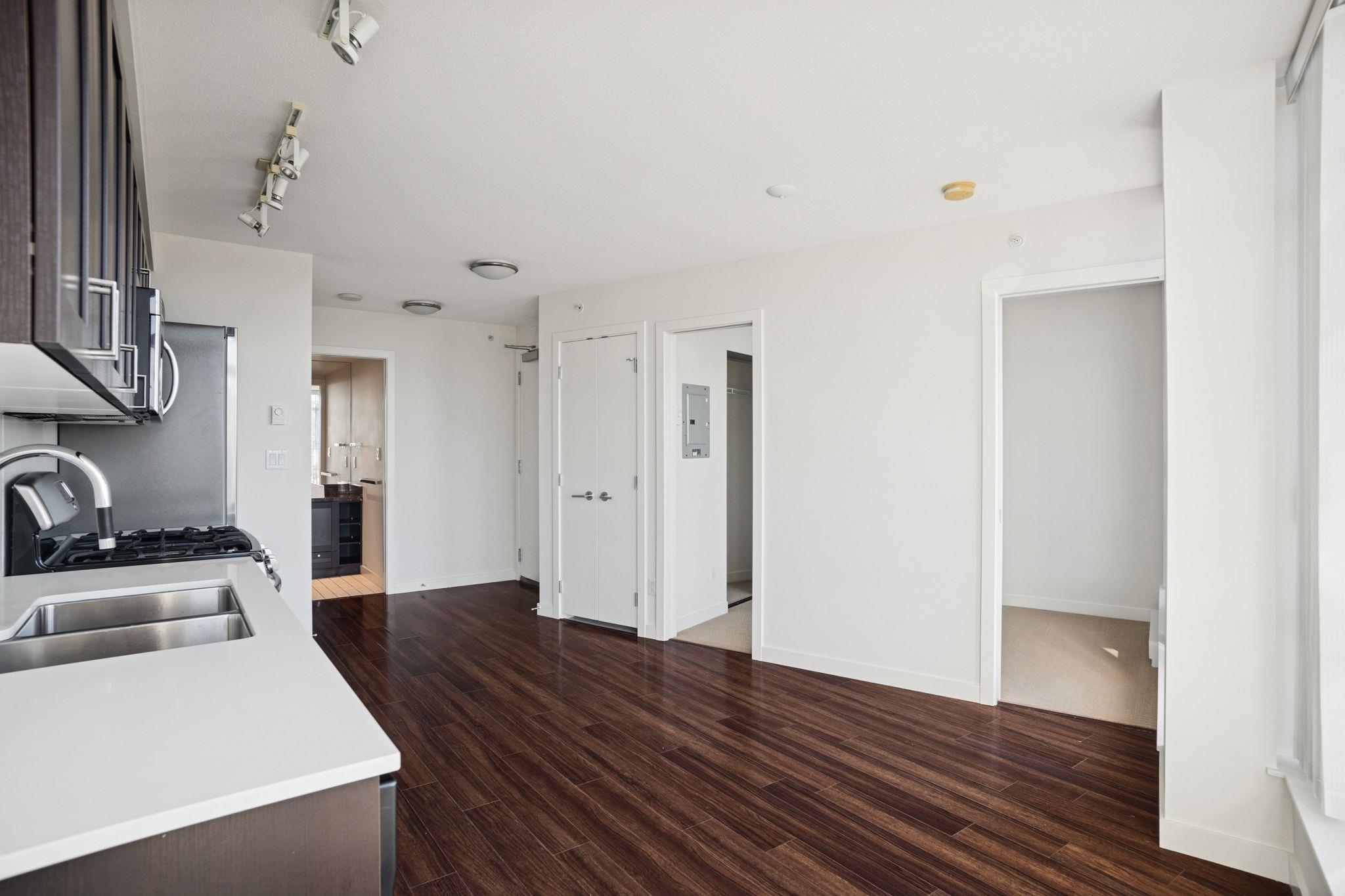 1010 4815 ELDORADO MEWS Unit: 1010