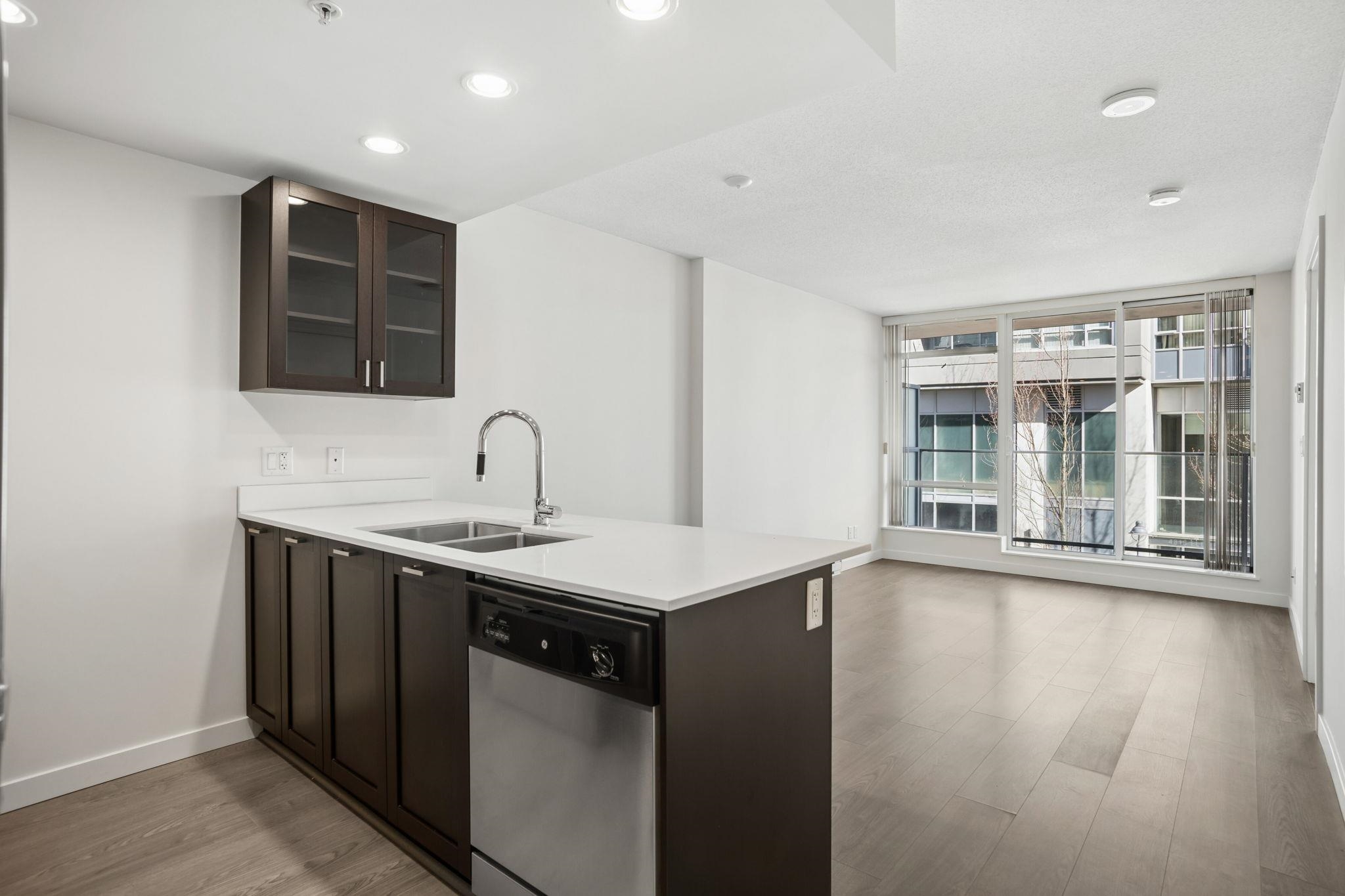 206 4815 ELDORADO MEWS Unit: 206