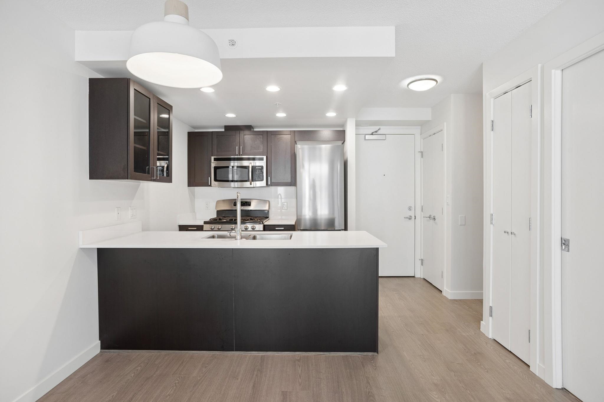 205 4815 ELDORADO MEWS Unit: 205