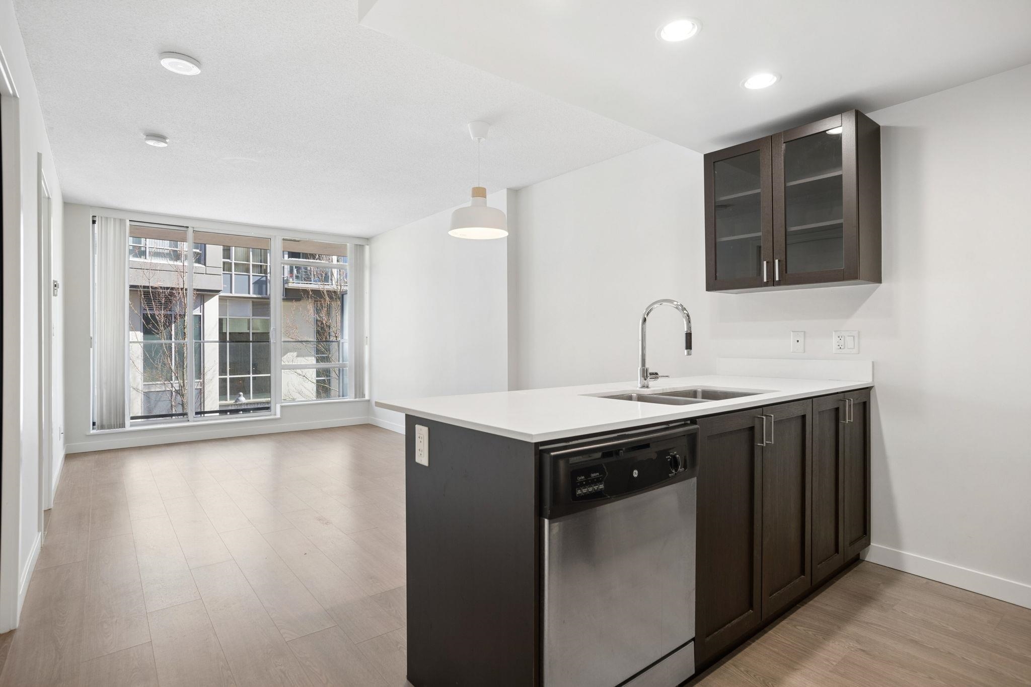205 4815 ELDORADO MEWS Unit: 205