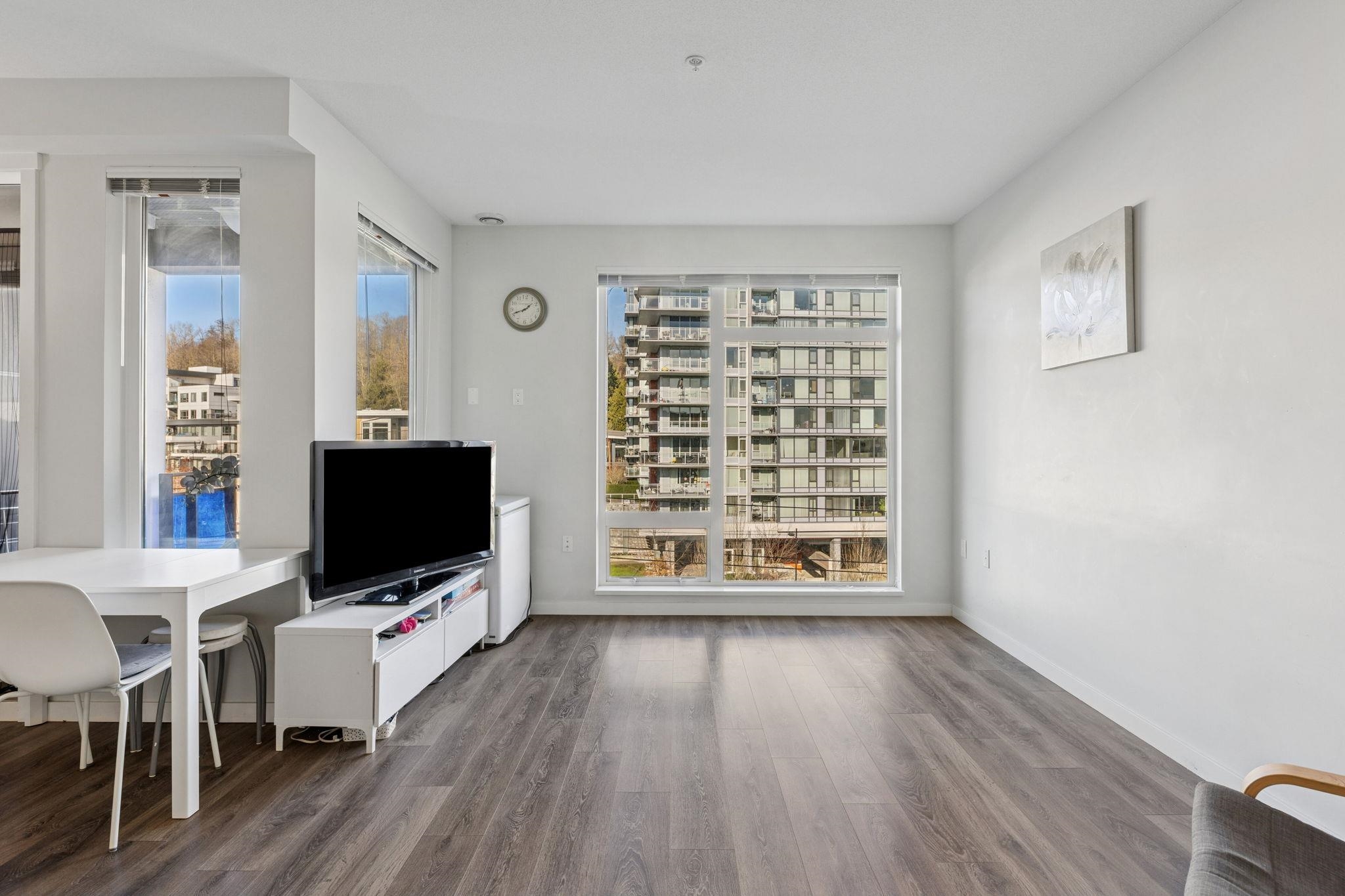 510 3289 RIVERWALK AVENUE Unit: 510