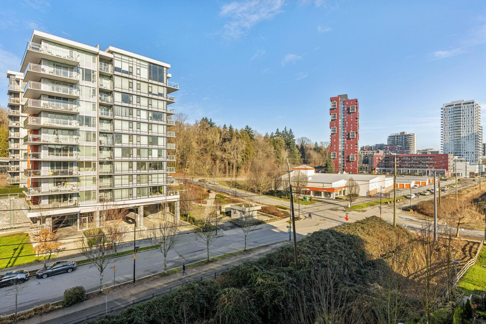 510 3289 RIVERWALK AVENUE Unit: 510