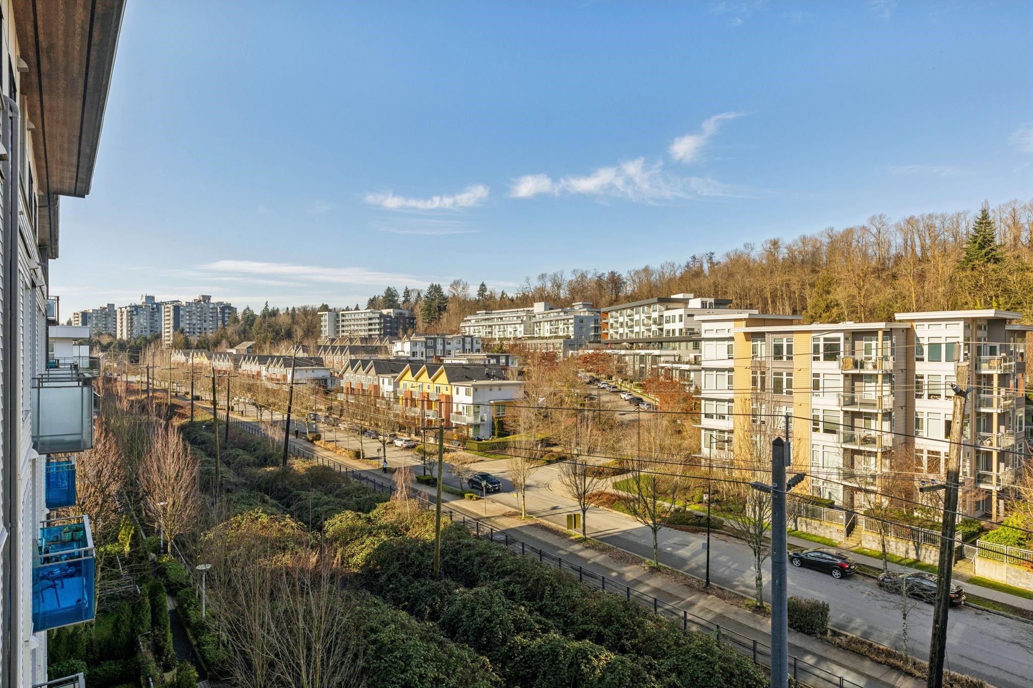 510 3289 RIVERWALK AVENUE Unit: 510