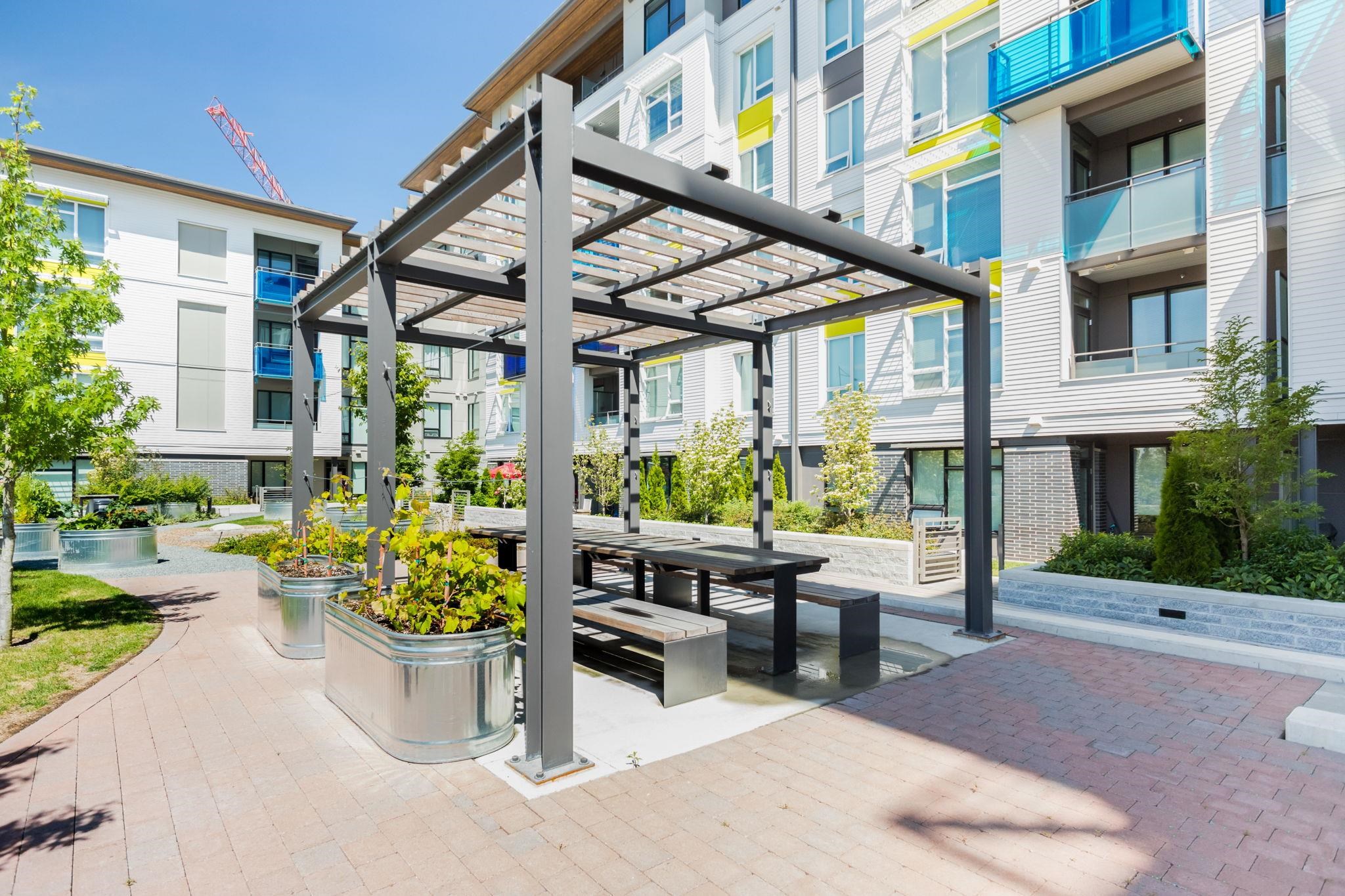 510 3289 RIVERWALK AVENUE Unit: 510