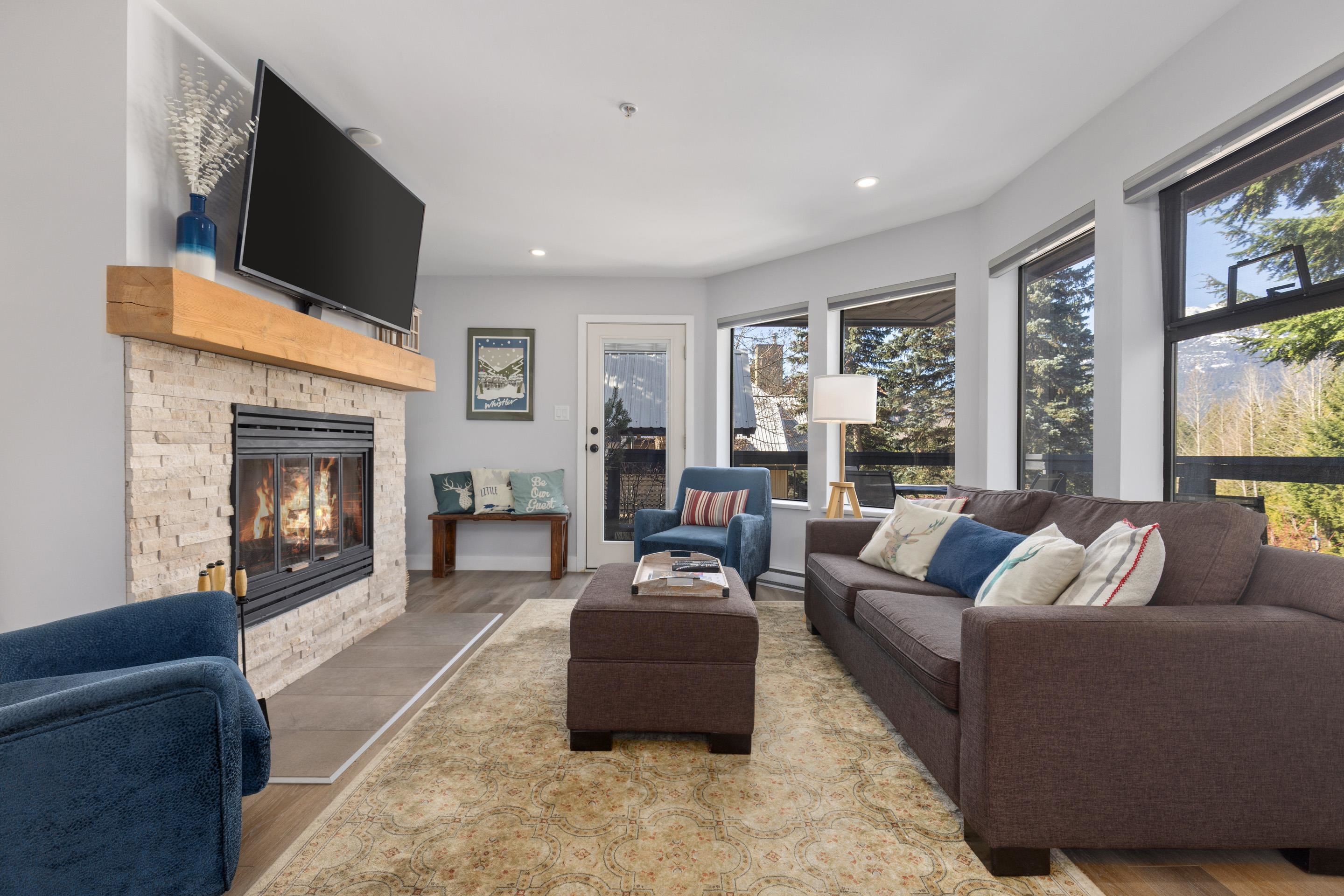 2 4637 BLACKCOMB WAY