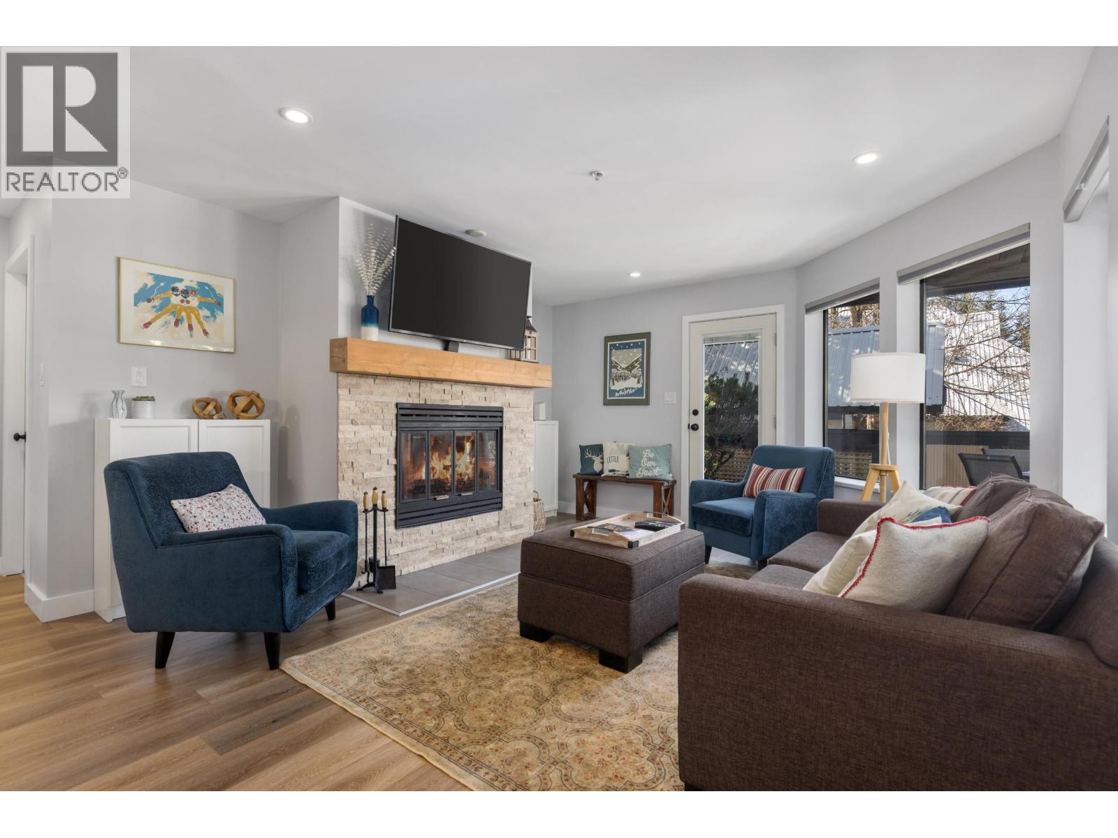 2 4637 BLACKCOMB WAY
