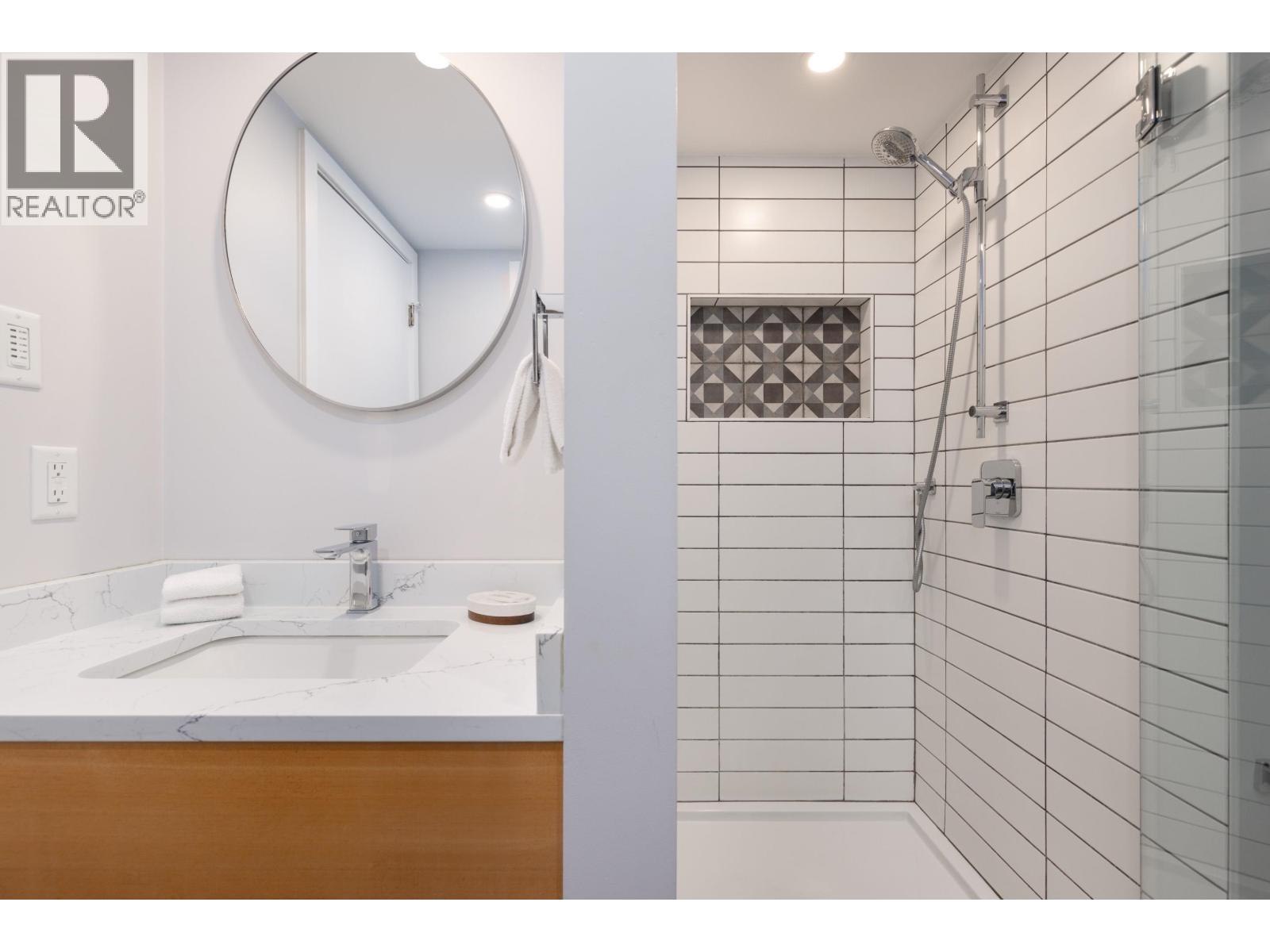 2 4637 BLACKCOMB WAY