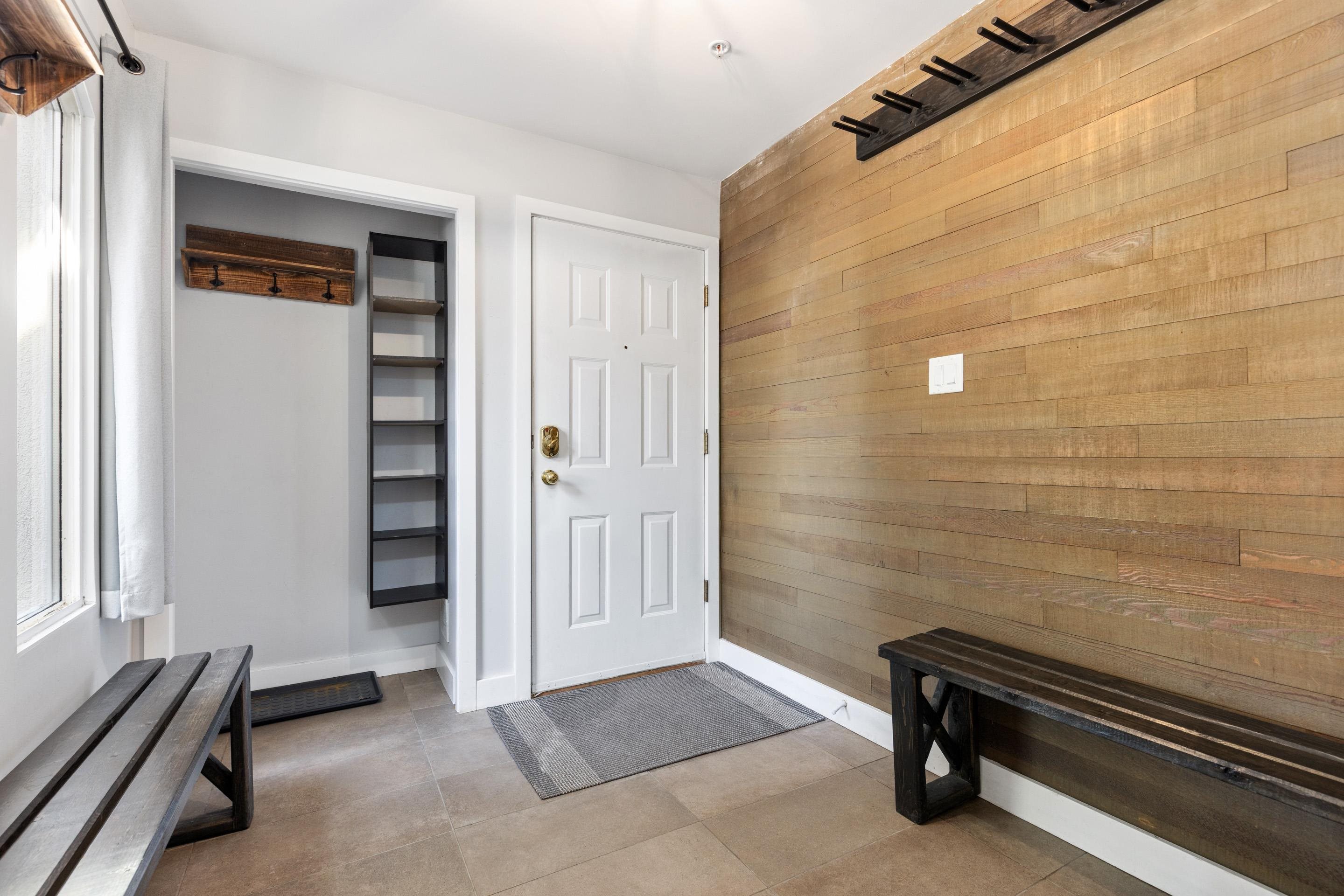 2 4637 BLACKCOMB WAY