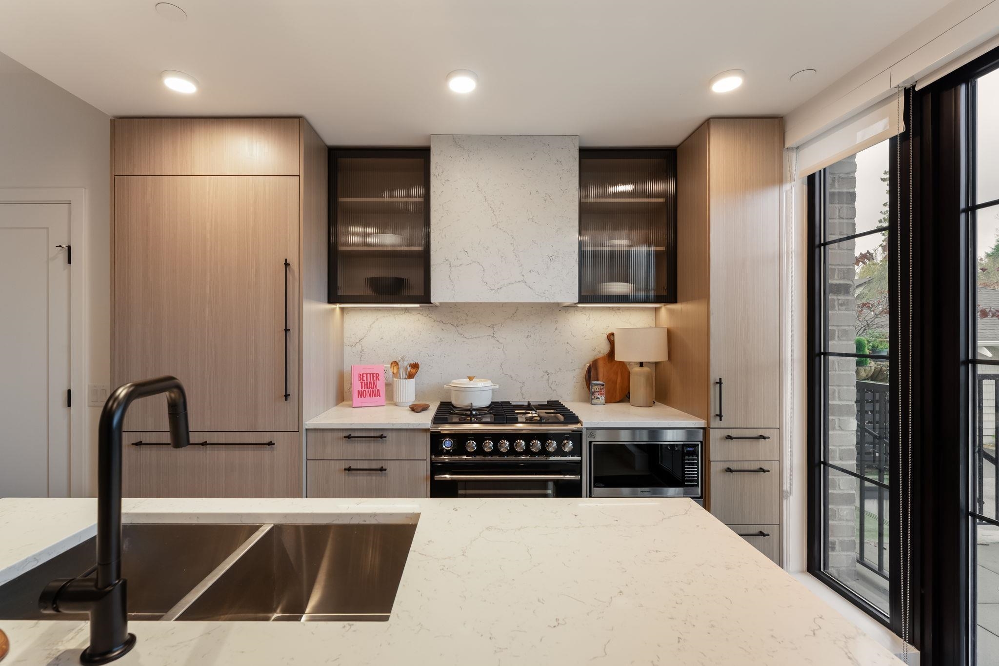 197 W KING EDWARD AVE STREET