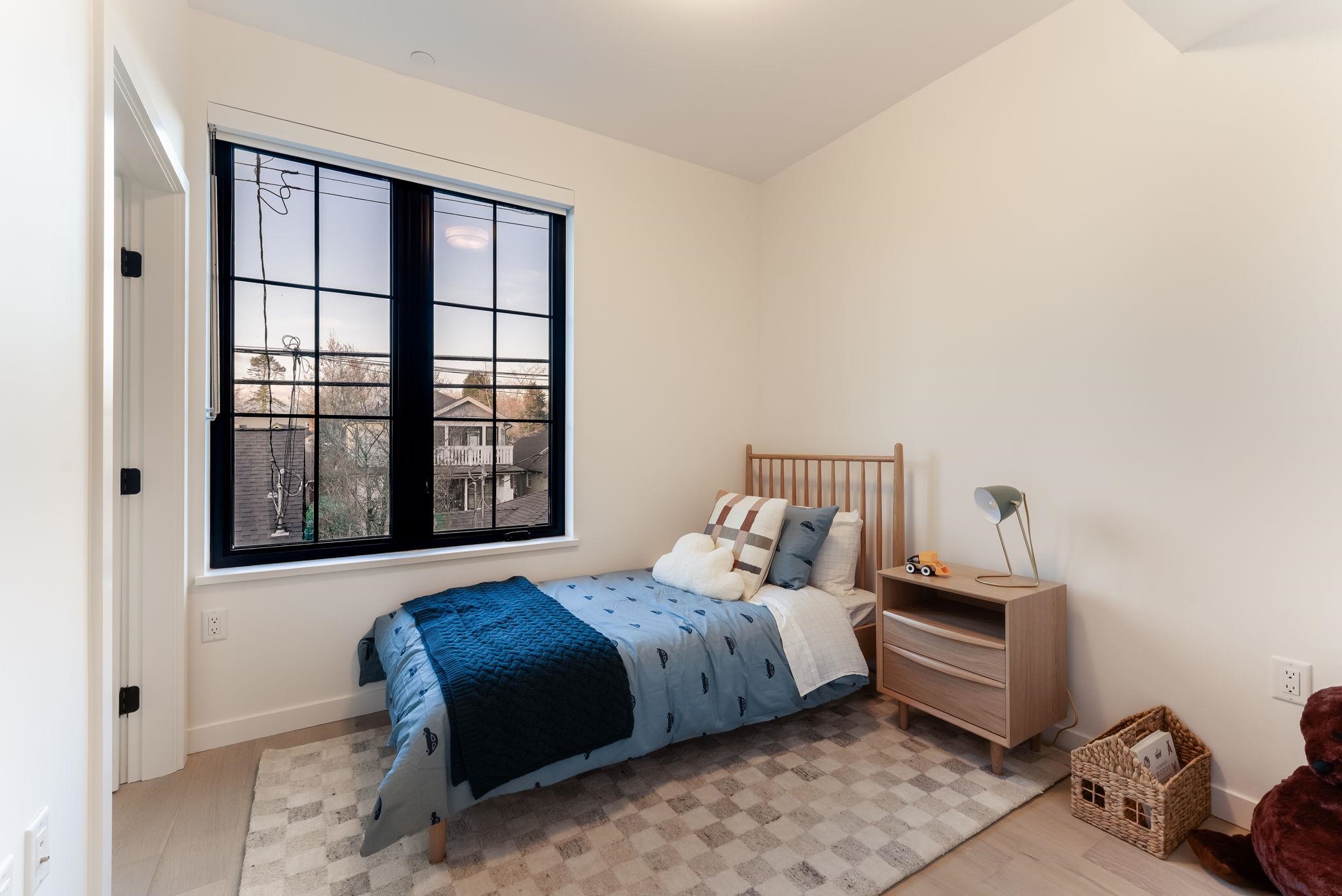 197 W KING EDWARD AVE STREET