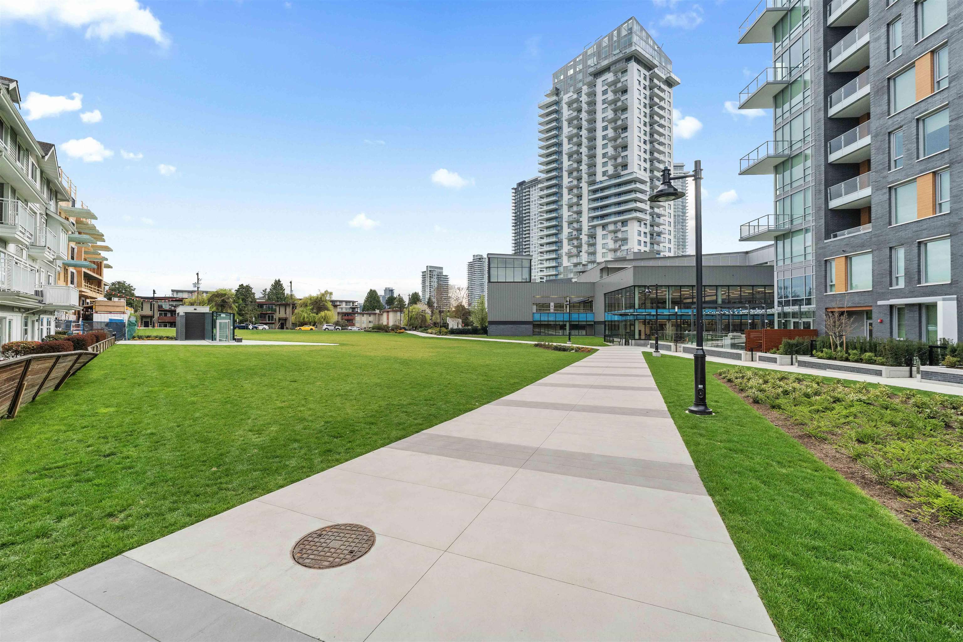 15 621 LANGSIDE AVENUE Unit: 15