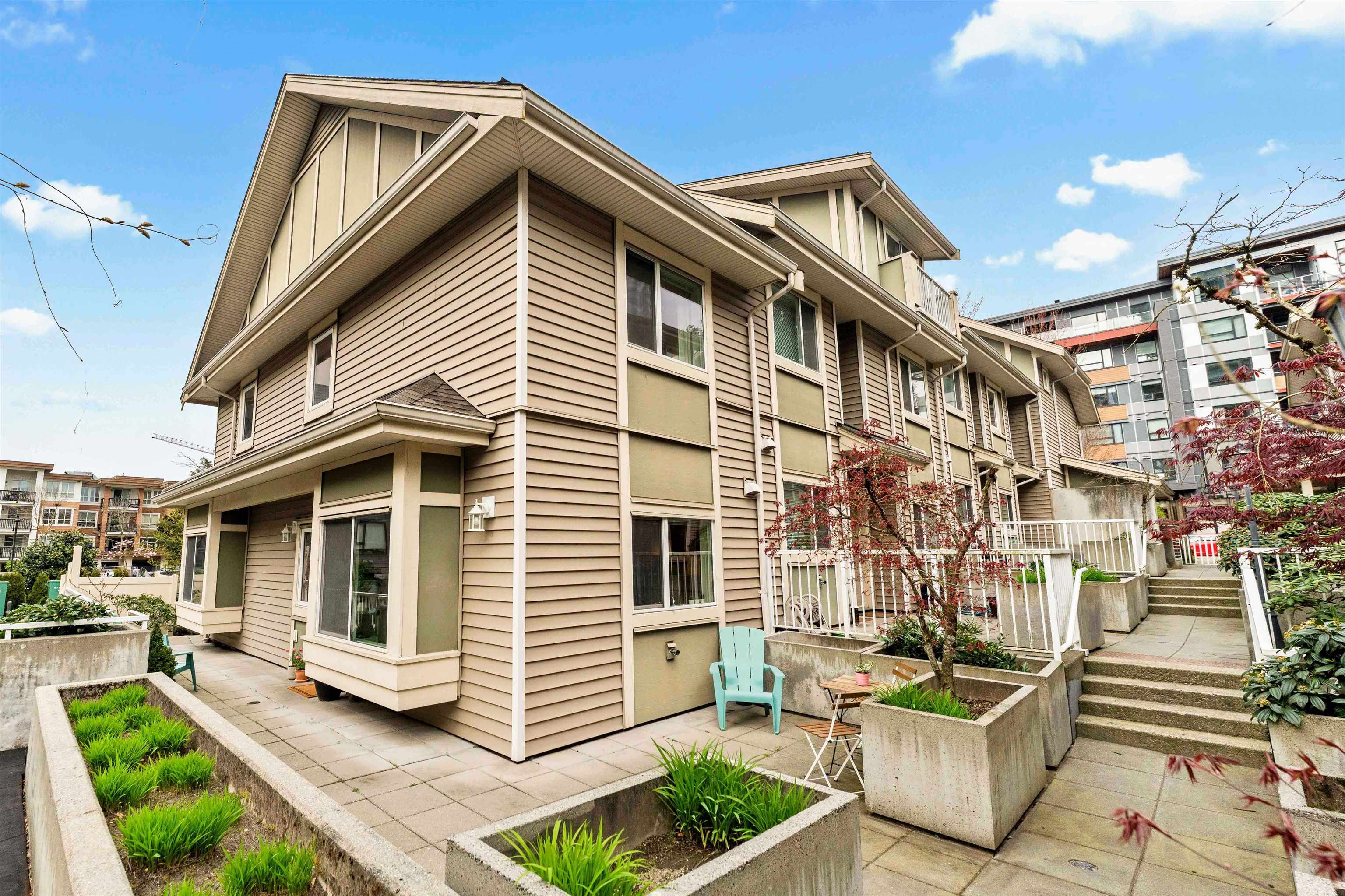 15 621 LANGSIDE AVENUE Unit: 15