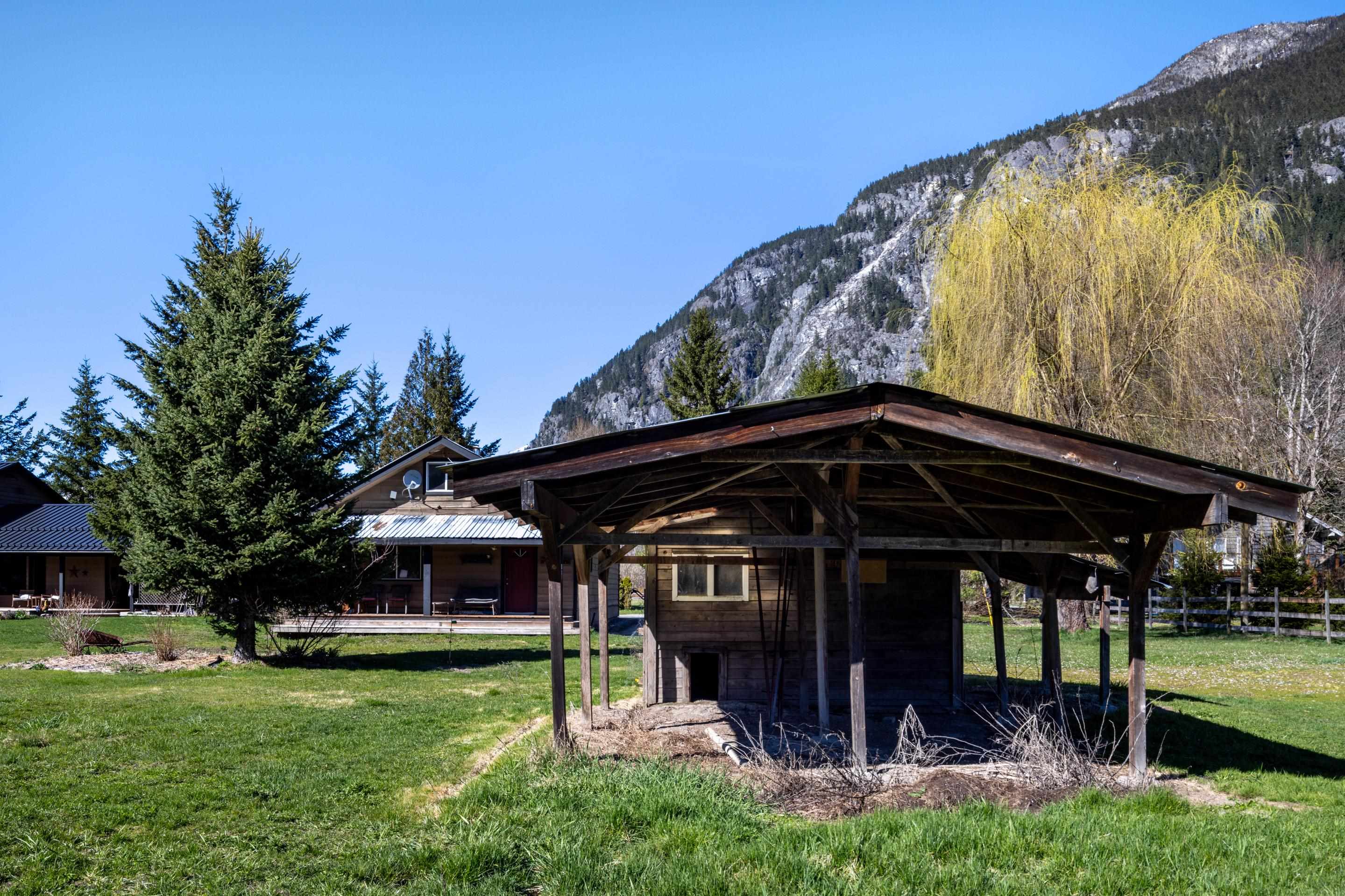 780 GREEN ROAD
