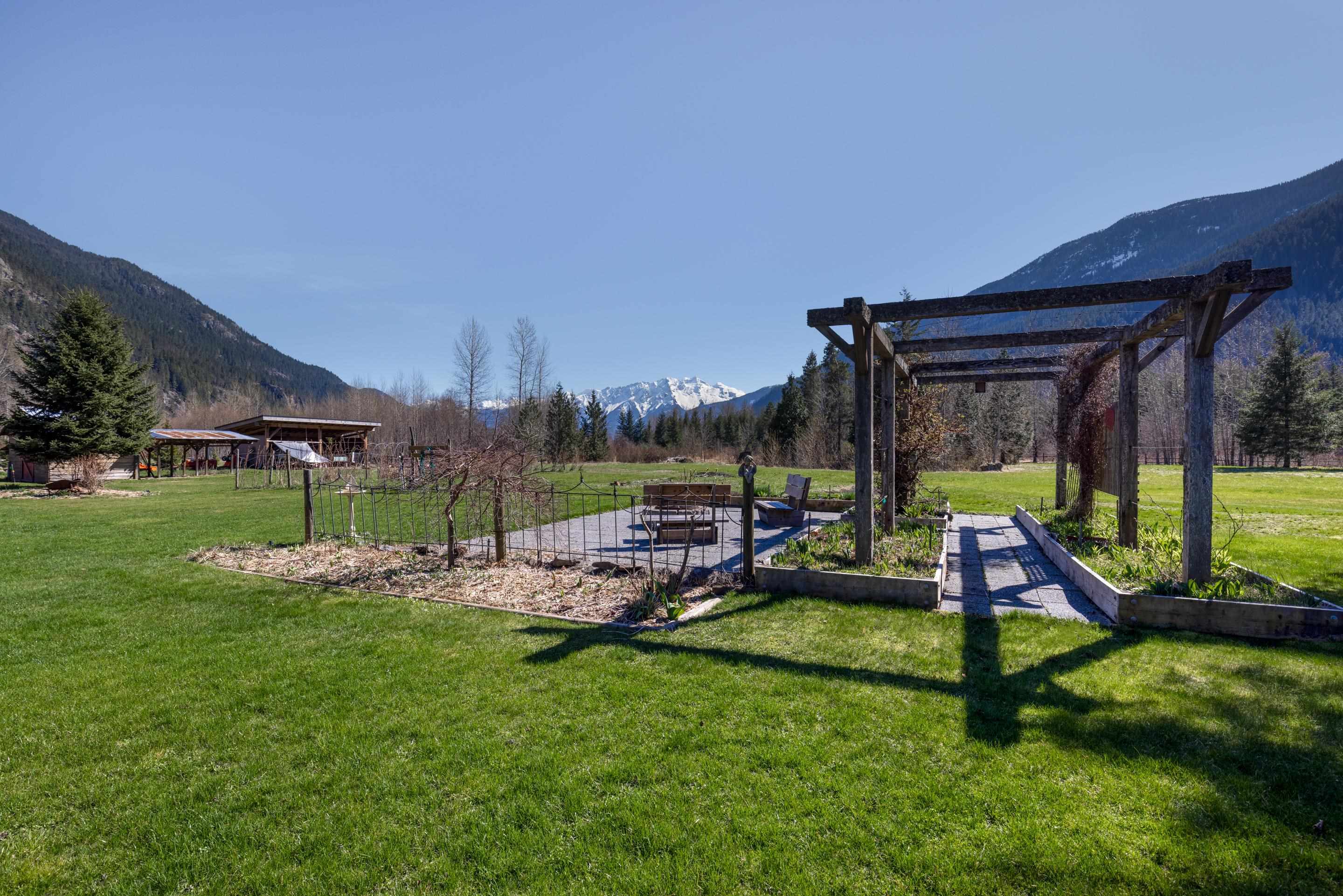 780 GREEN ROAD