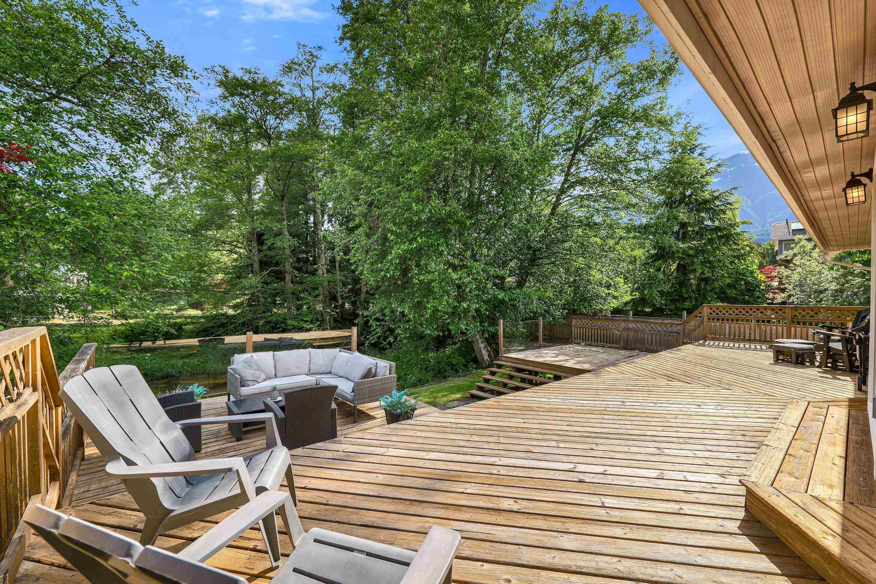 1510 MACDONALD PLACE