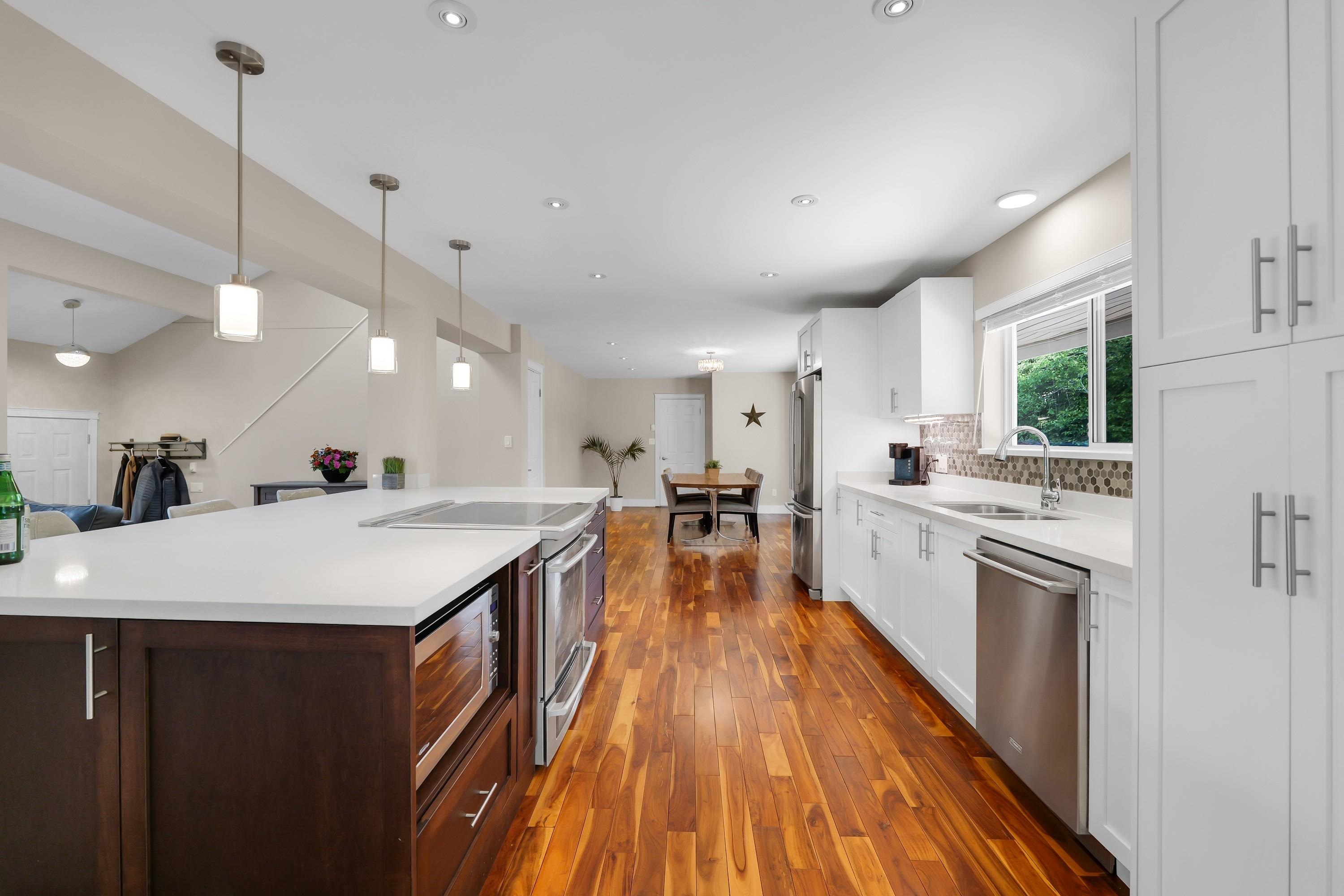 1510 MACDONALD PLACE