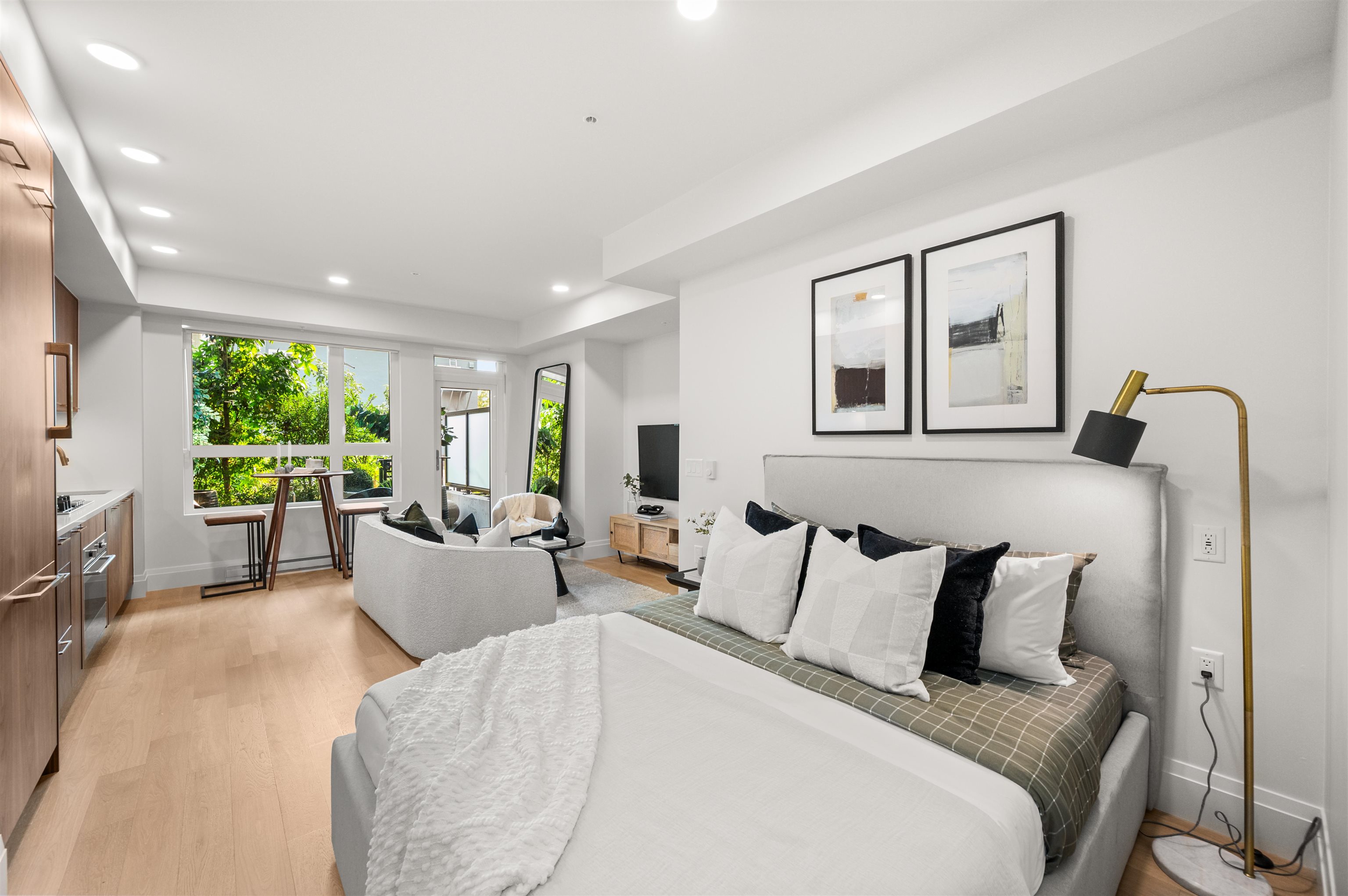 106 2550 GARDEN DRIVE Unit: 106