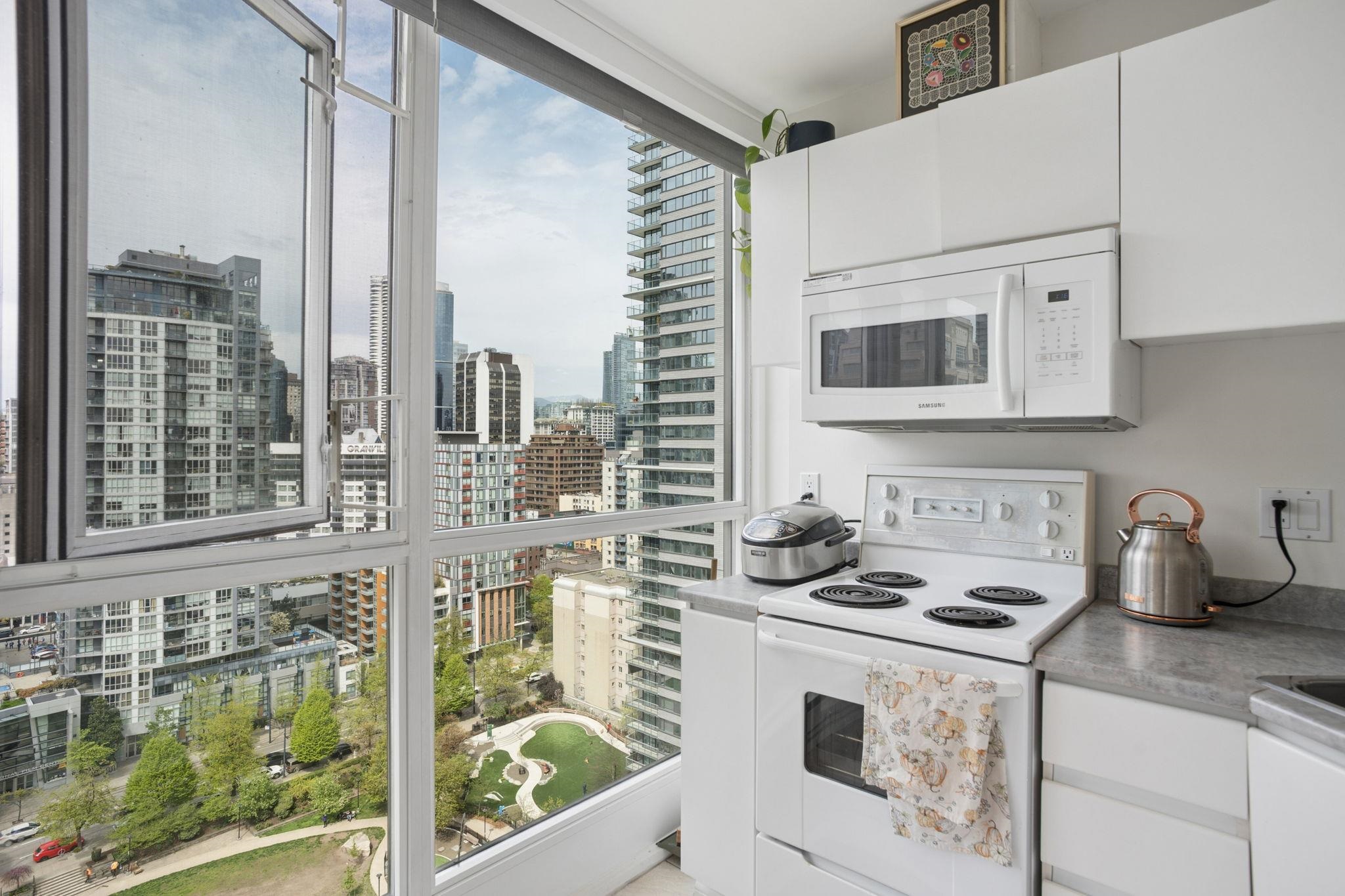 2101 1188 RICHARDS STREET Unit: 2101