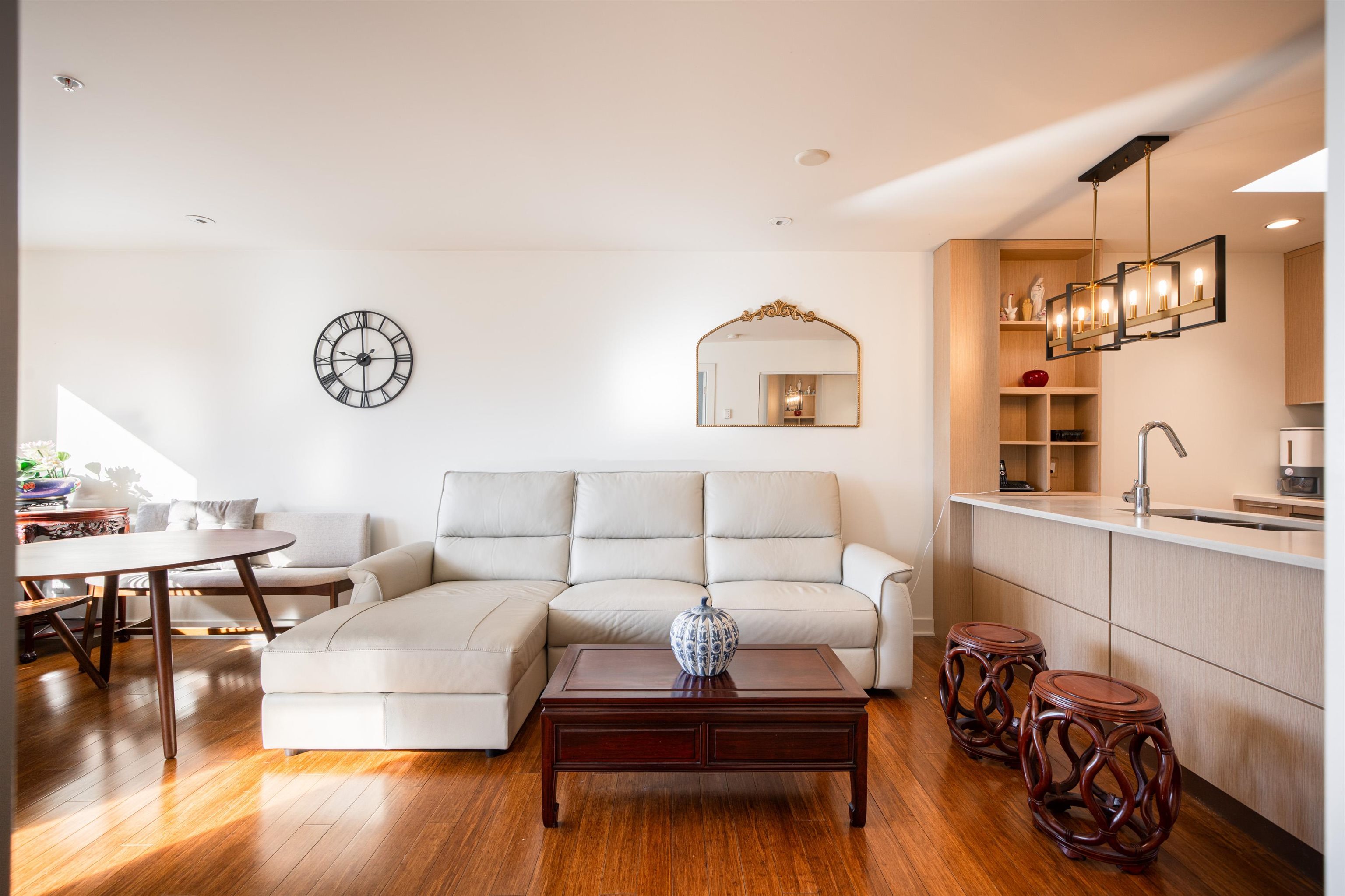 403 2481 WATERLOO STREET Unit: 403