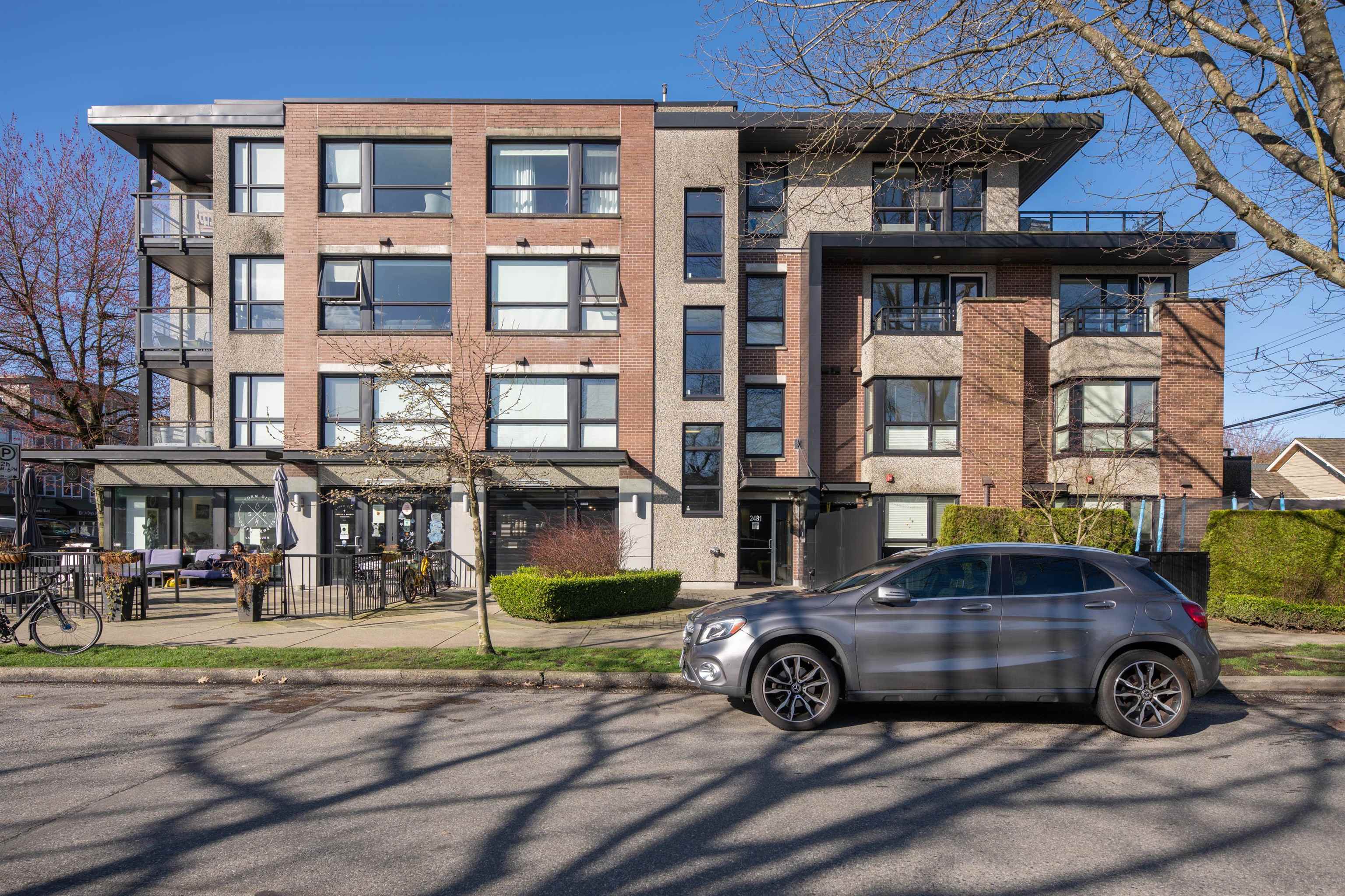 403 2481 WATERLOO STREET Unit: 403