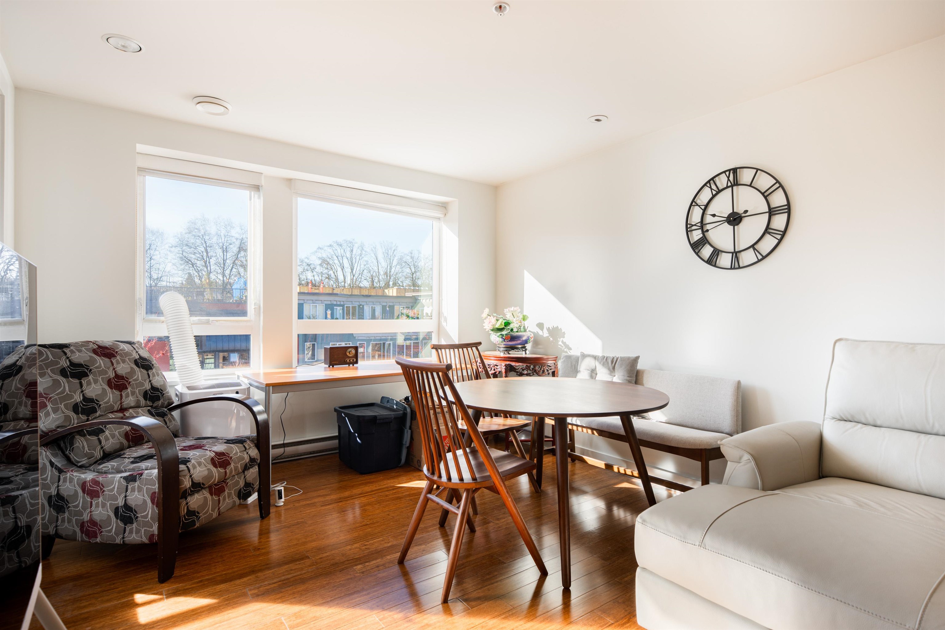 403 2481 WATERLOO STREET Unit: 403
