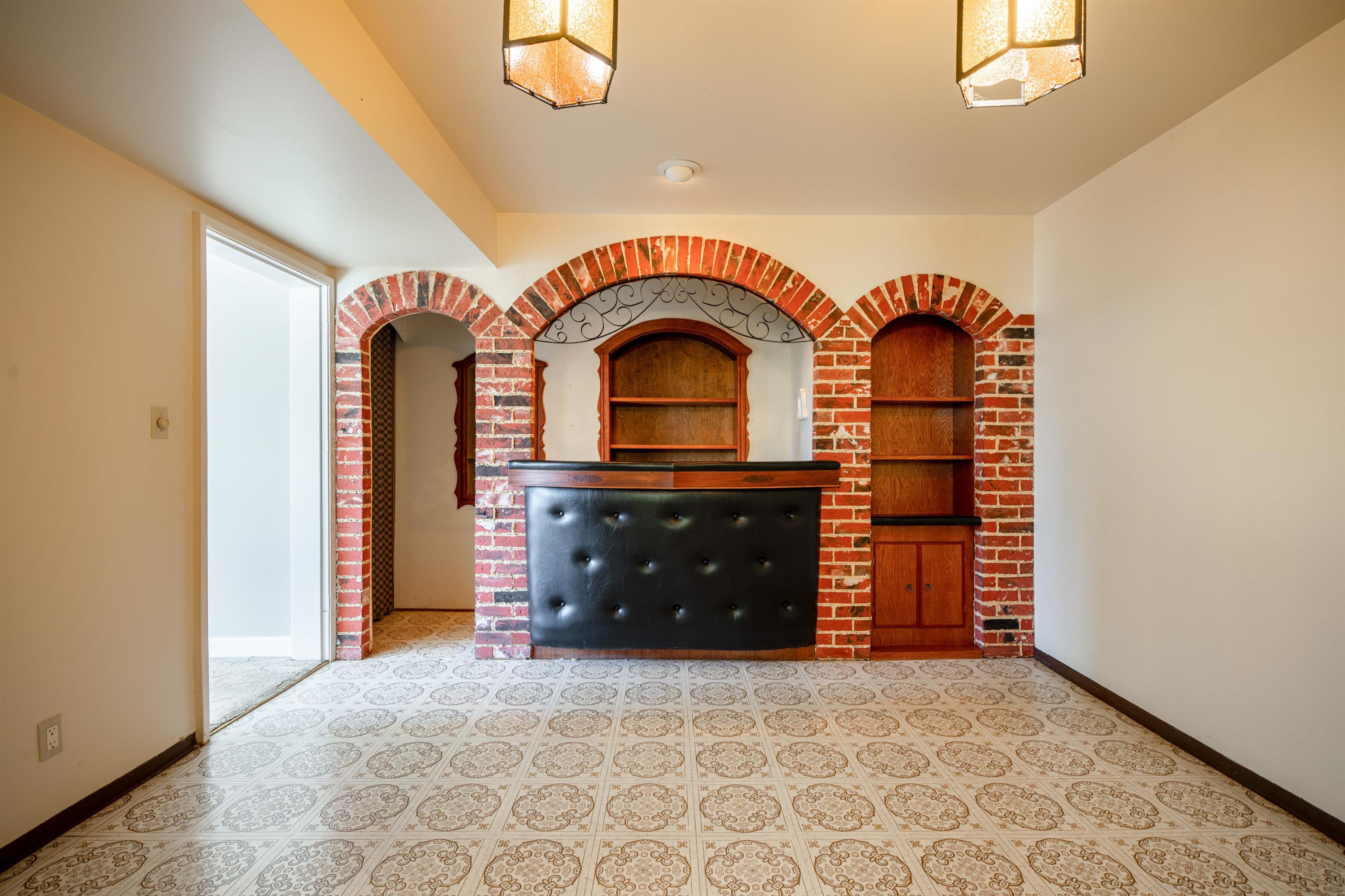2321 HARRISON DRIVE