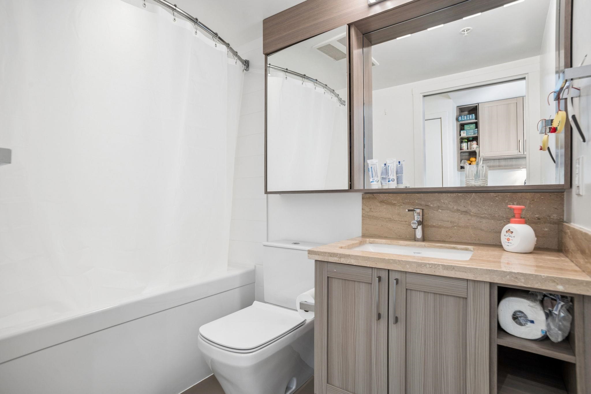 317 5665 BOUNDARY ROAD Unit: 317