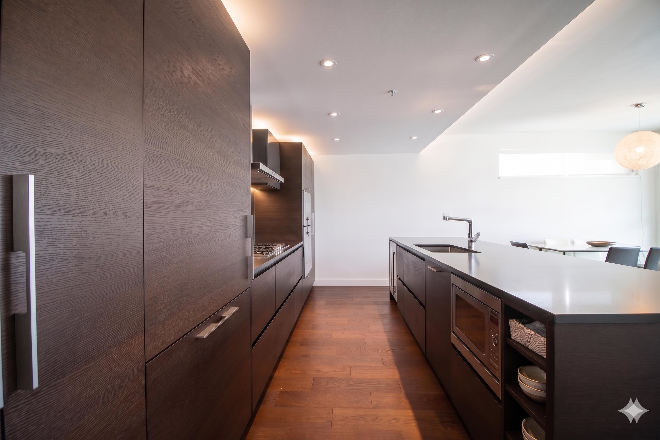 904 1561 W 57TH AVENUE Unit: 904