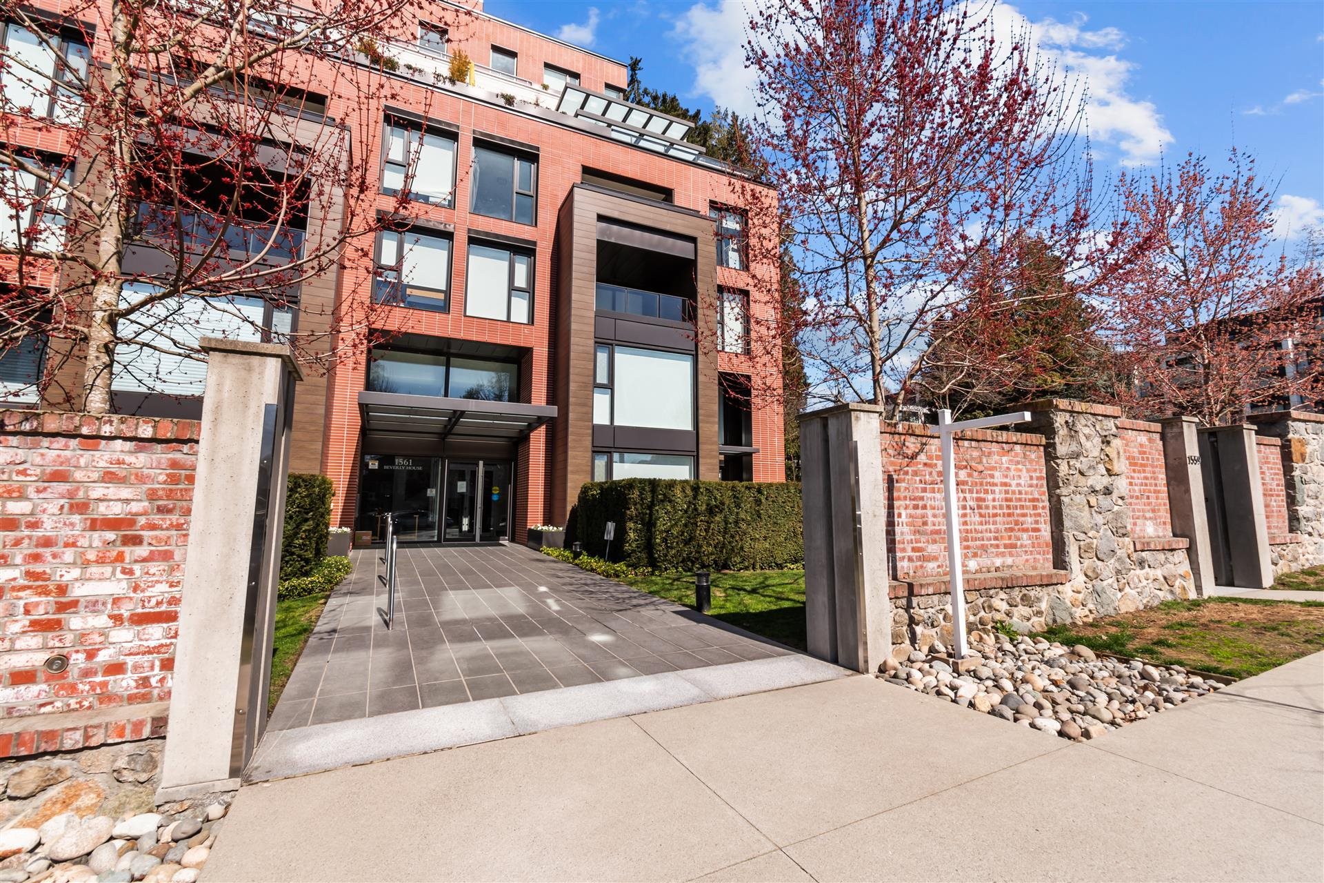904 1561 W 57TH AVENUE Unit: 904