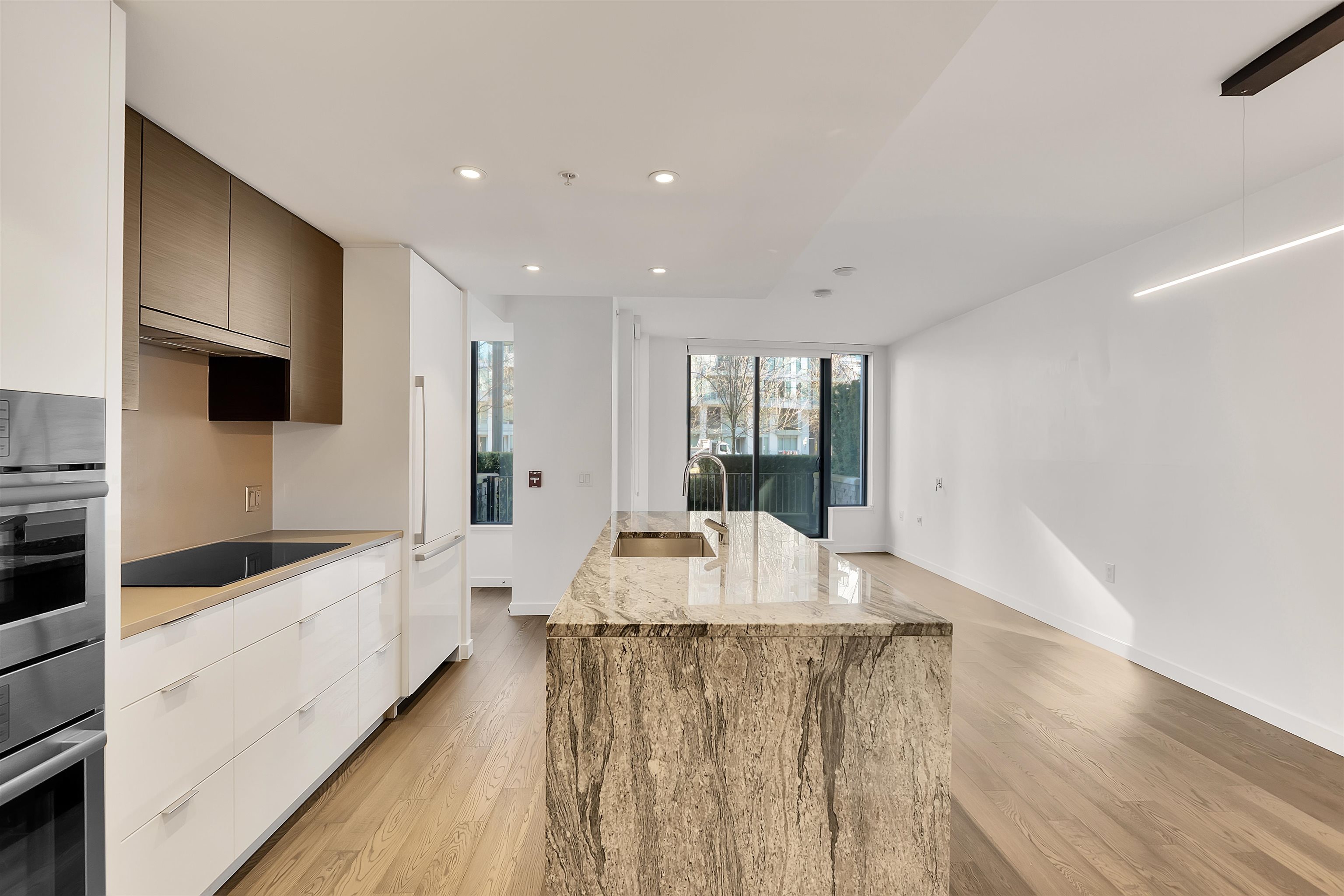 102 1688 PULLMAN PORTER STREET Unit: 102