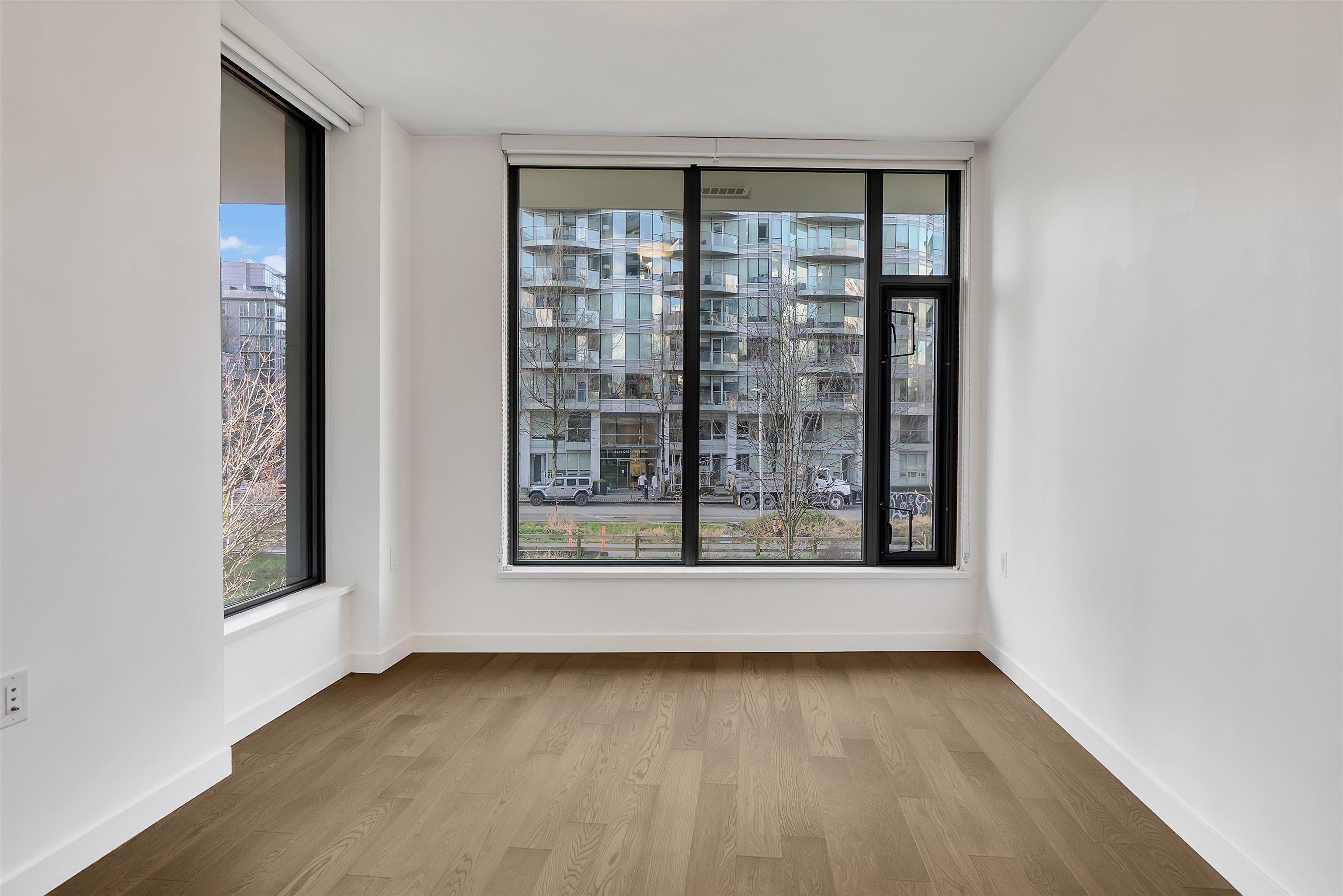 102 1688 PULLMAN PORTER STREET Unit: 102