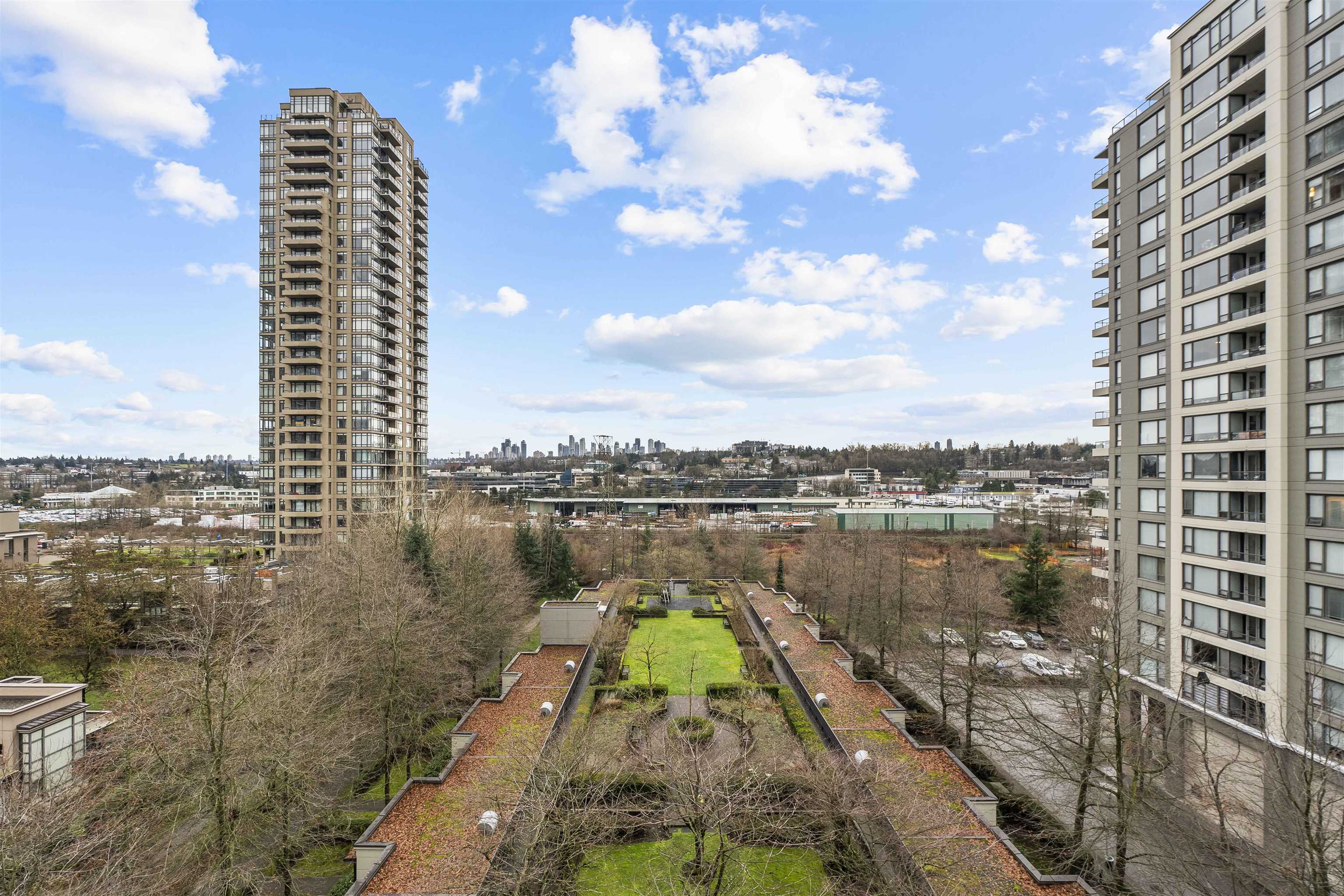 903 4182 DAWSON STREET Unit: 903