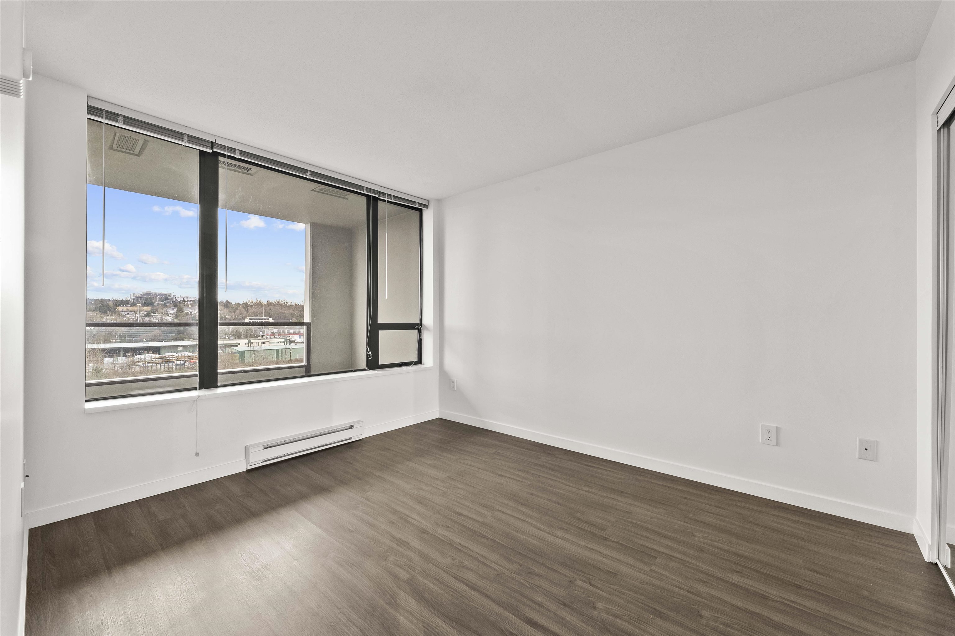 903 4182 DAWSON STREET Unit: 903
