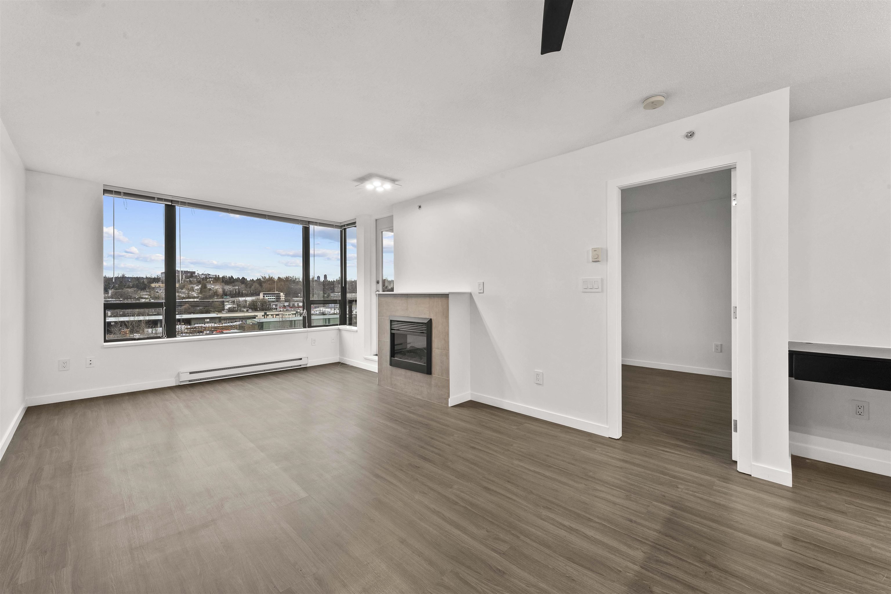 903 4182 DAWSON STREET Unit: 903