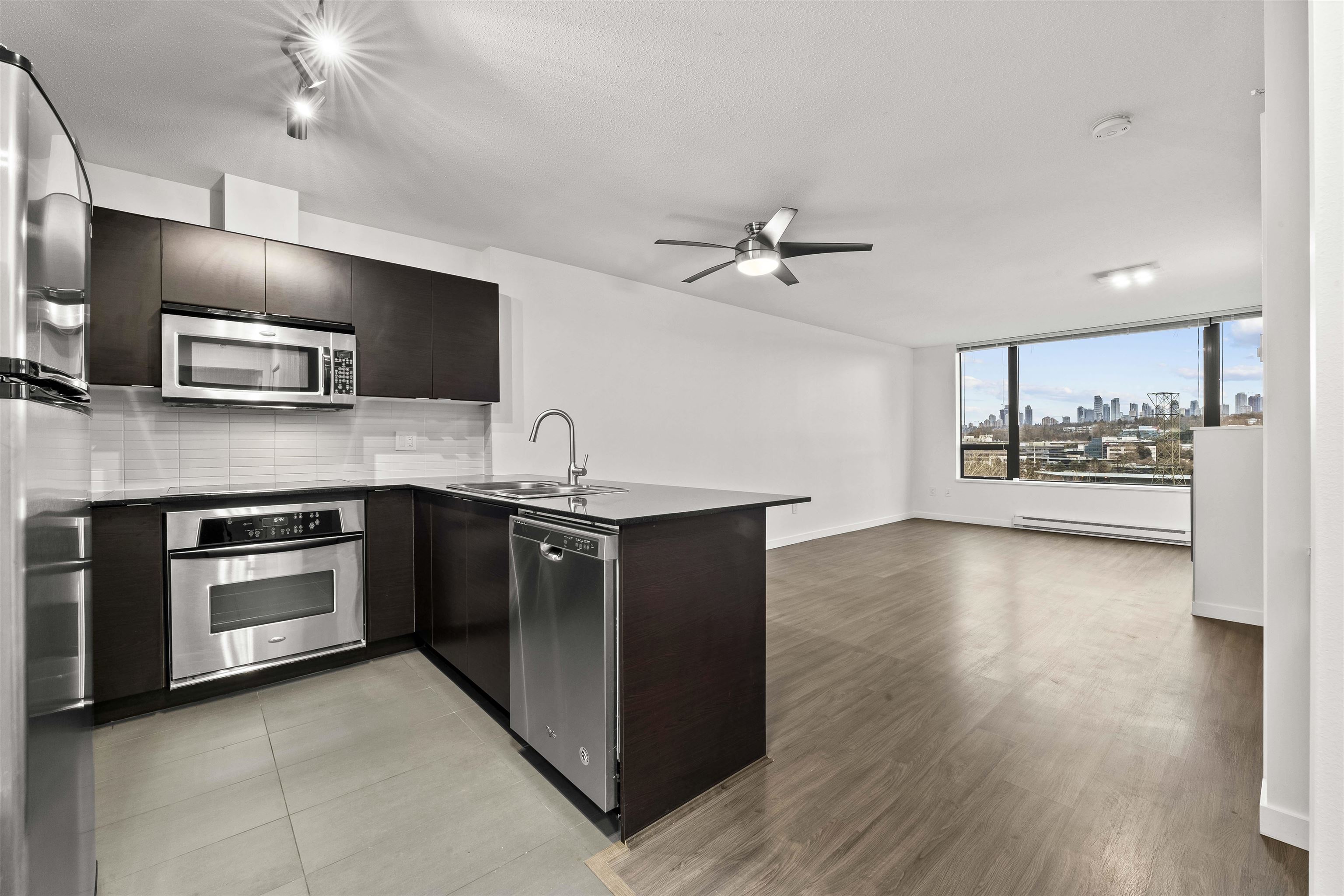 903 4182 DAWSON STREET Unit: 903