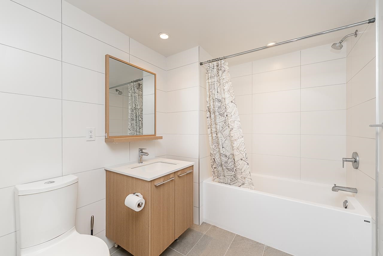 512 9888 UNIVERSITY CRESCENT Unit: 512