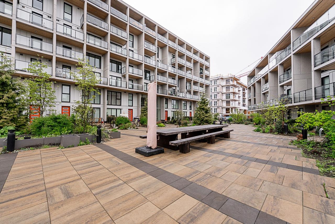 512 9888 UNIVERSITY CRESCENT Unit: 512