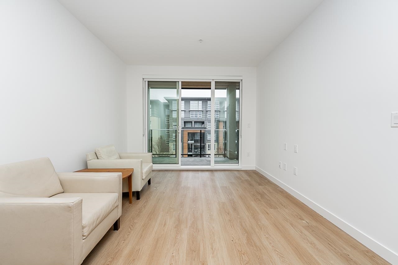 512 9888 UNIVERSITY CRESCENT Unit: 512