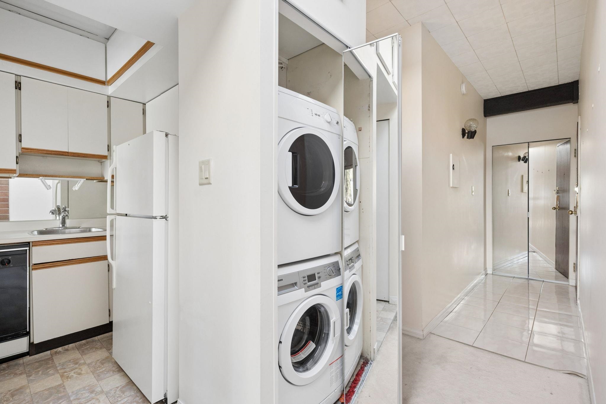409 1535 NELSON STREET Unit: 409
