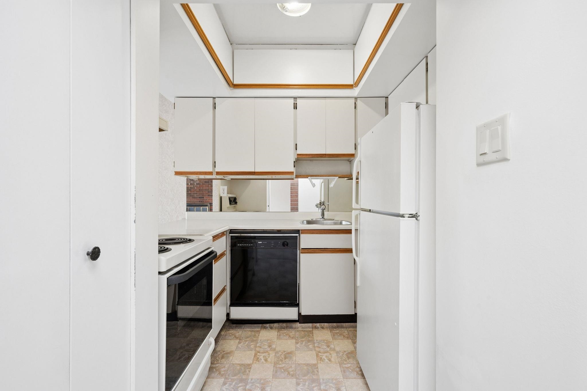 409 1535 NELSON STREET Unit: 409
