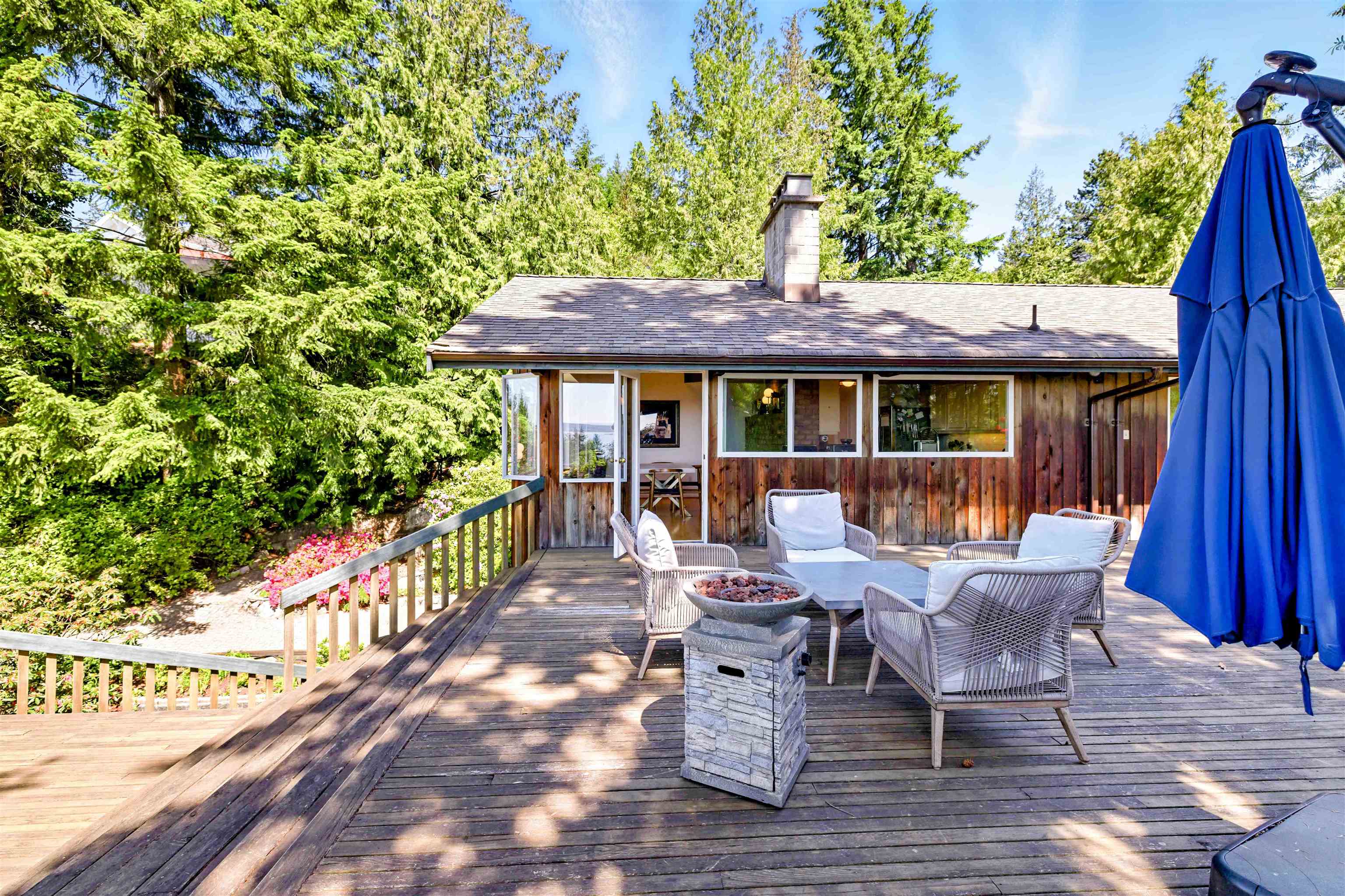 4663 WOODRIDGE PLACE