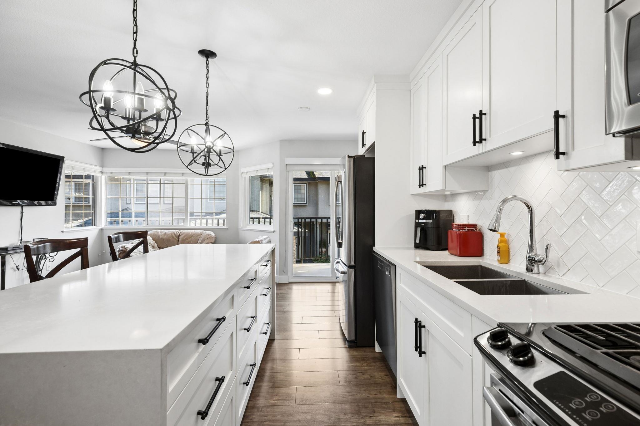 33 22488 116 AVENUE Unit: 33