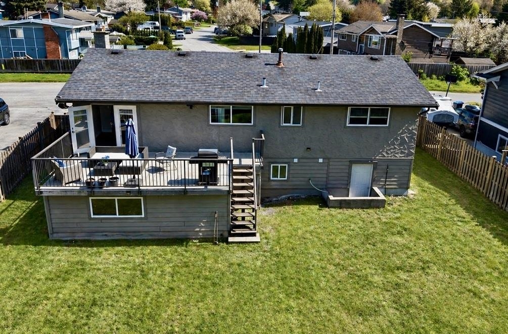 1820 CEDAR DRIVE