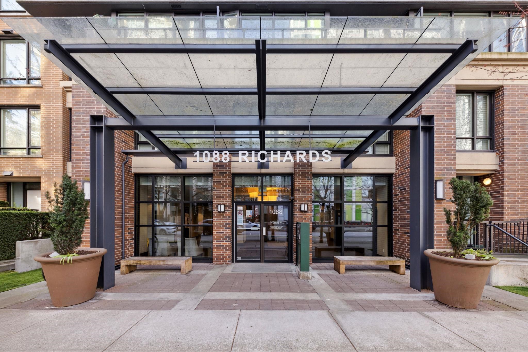 1906 1088 RICHARDS STREET