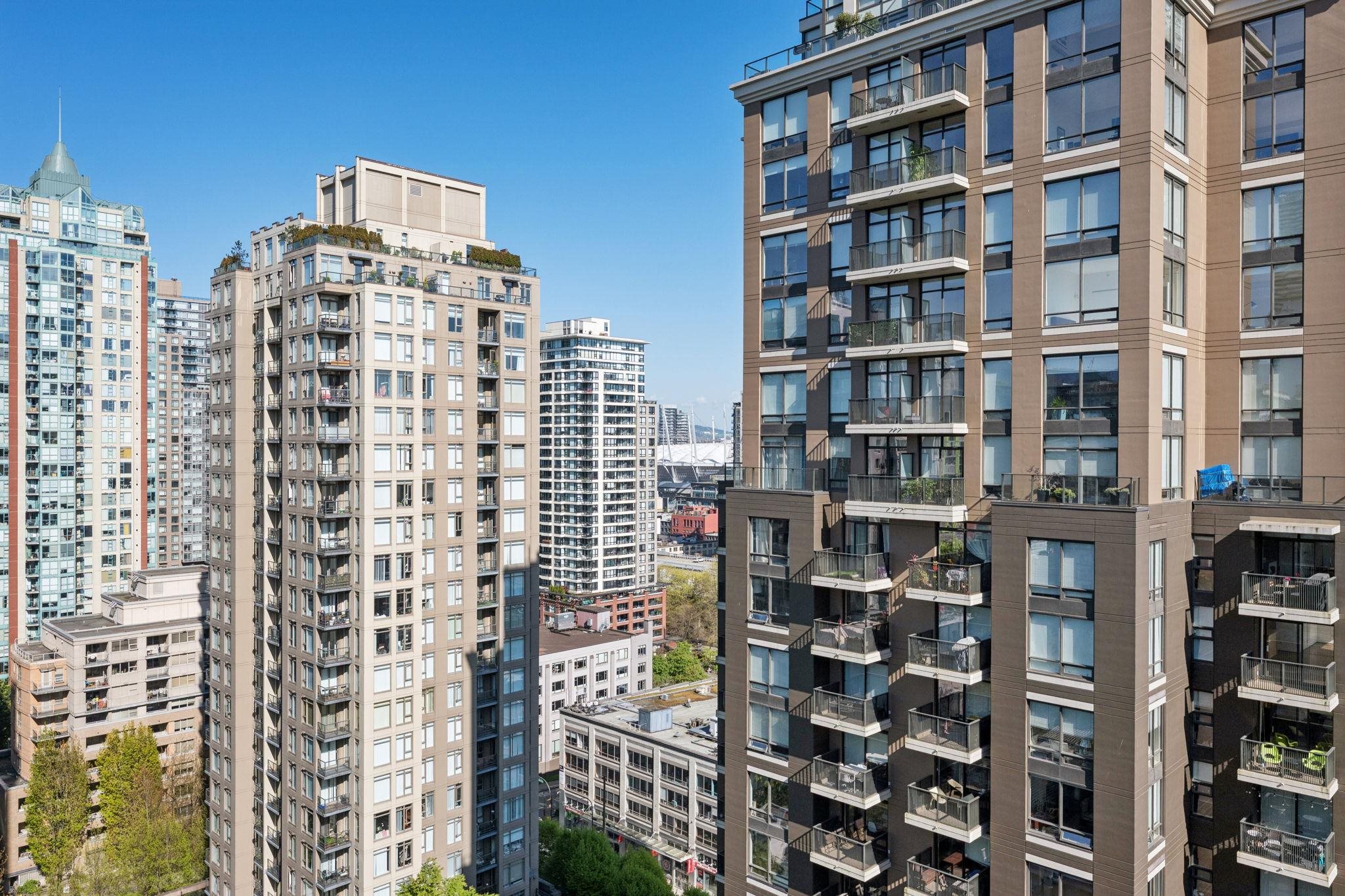 1906 1088 RICHARDS STREET
