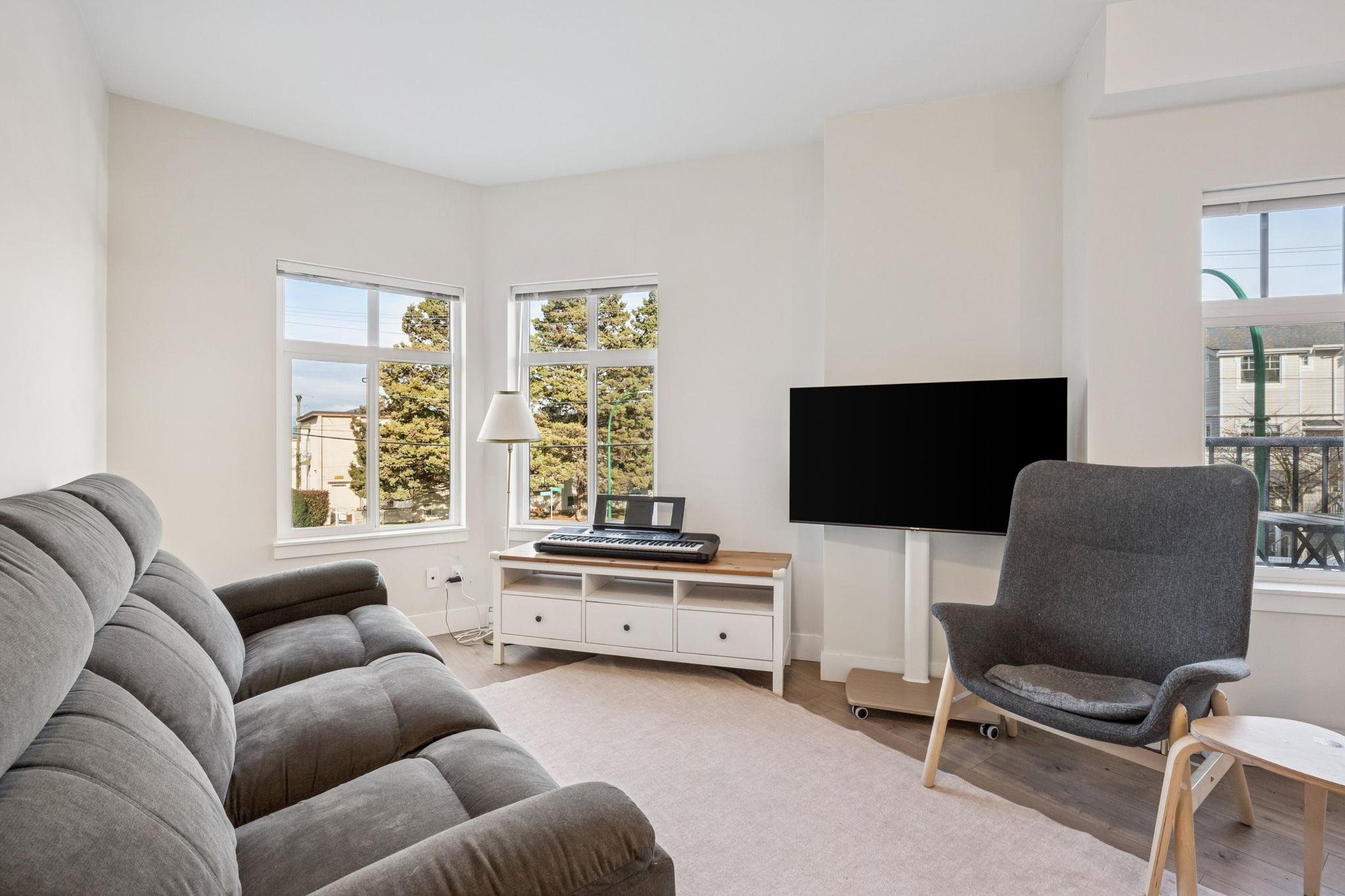 205 7180 BARNET ROAD Unit: 205
