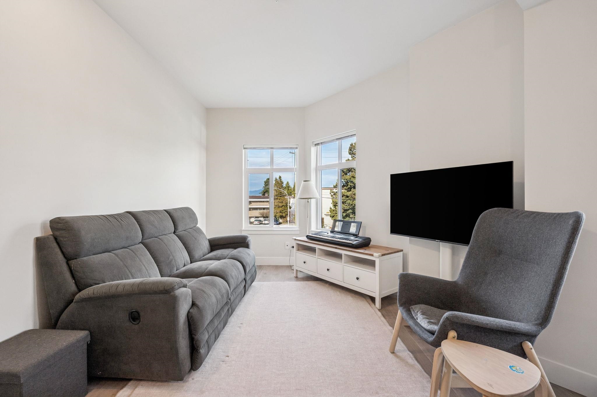 205 7180 BARNET ROAD Unit: 205